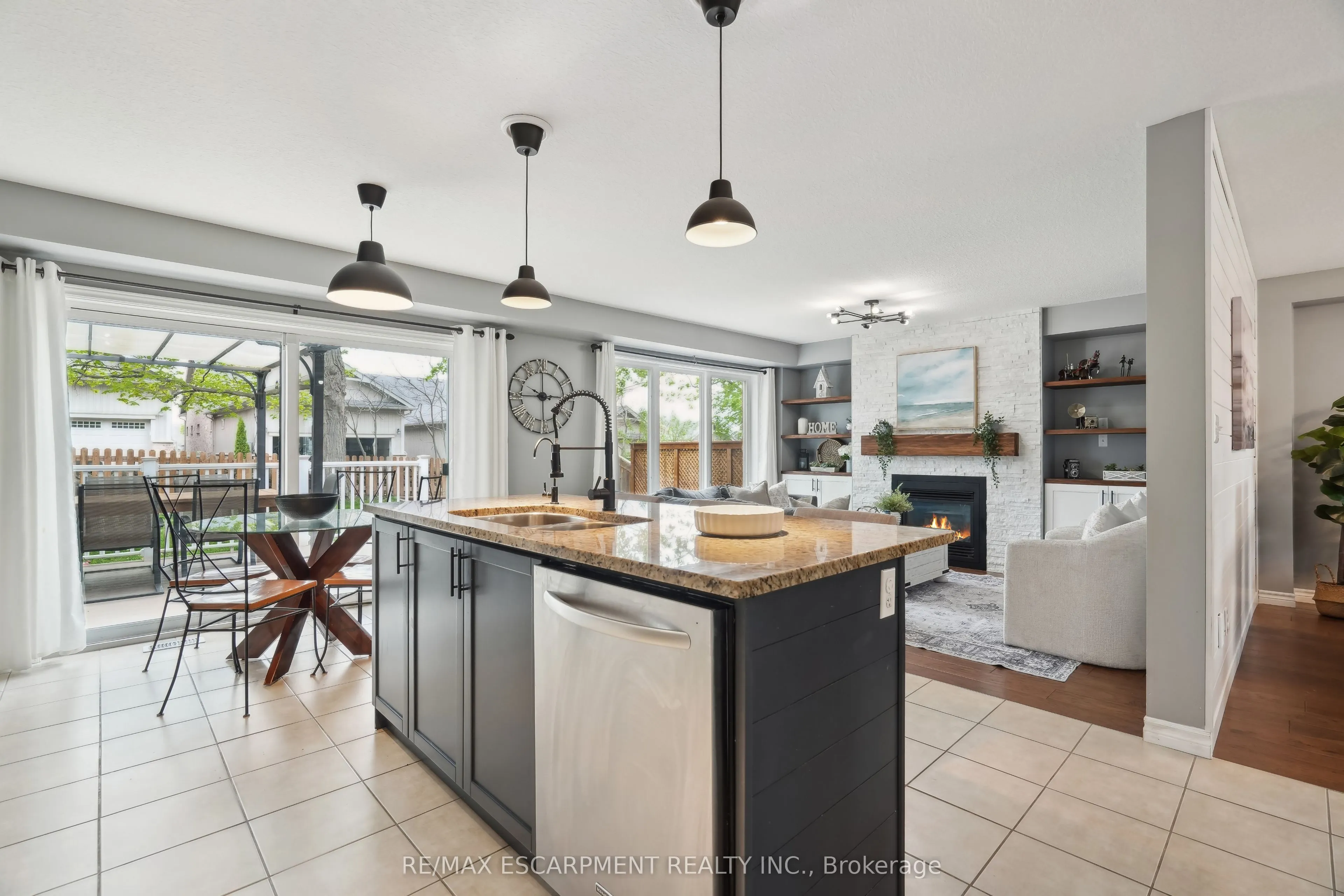 180 Coker Crescent