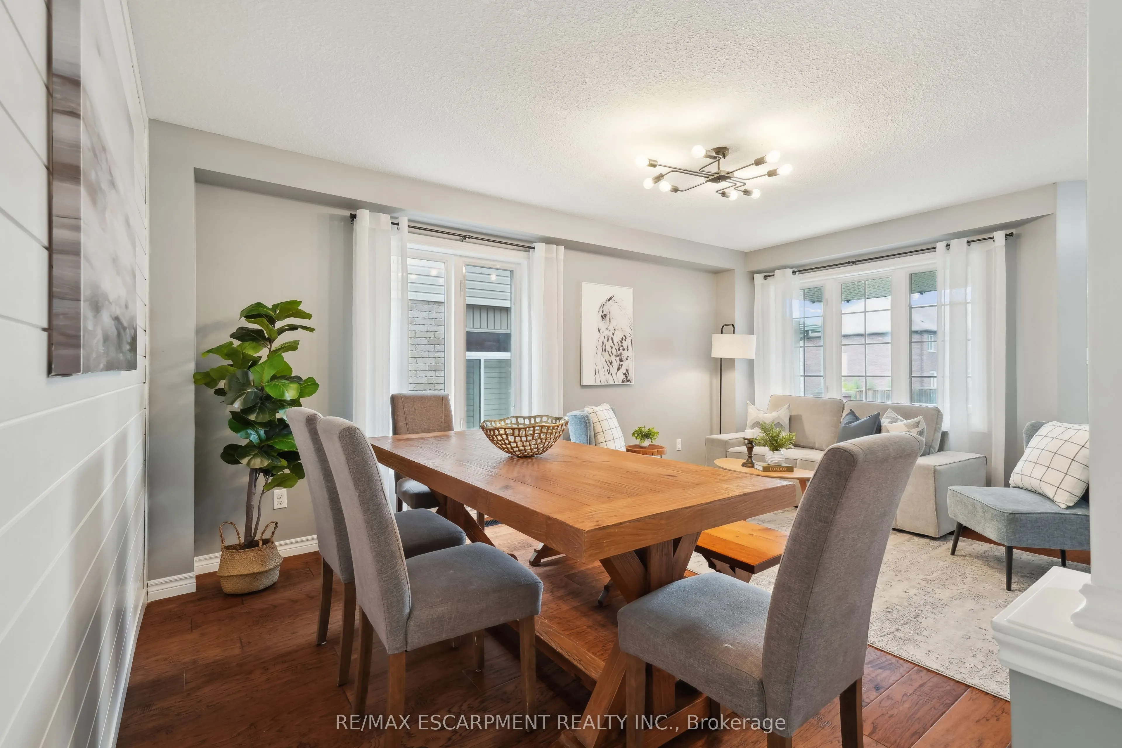 180 Coker Crescent