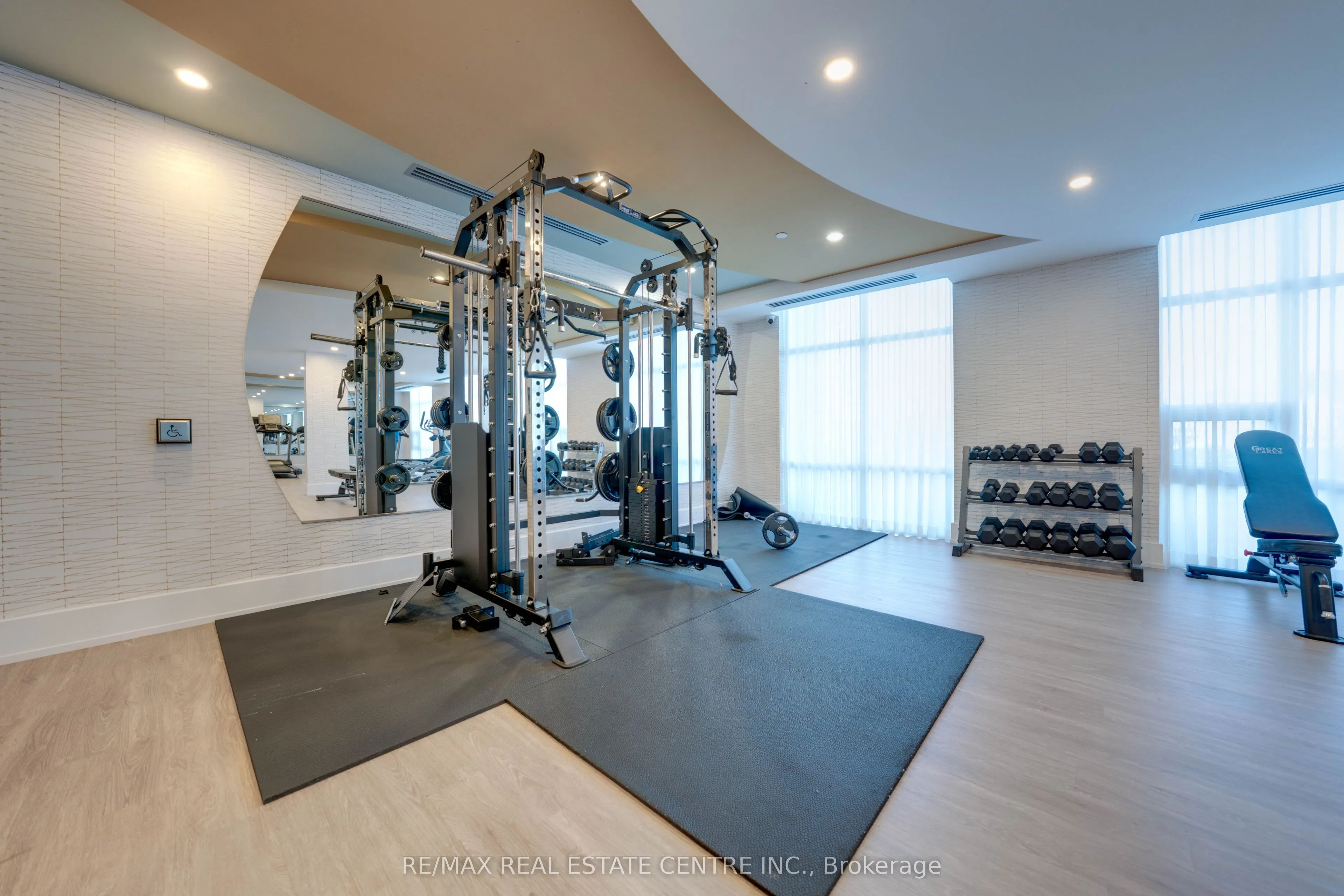 470 Dundas Street E, #328