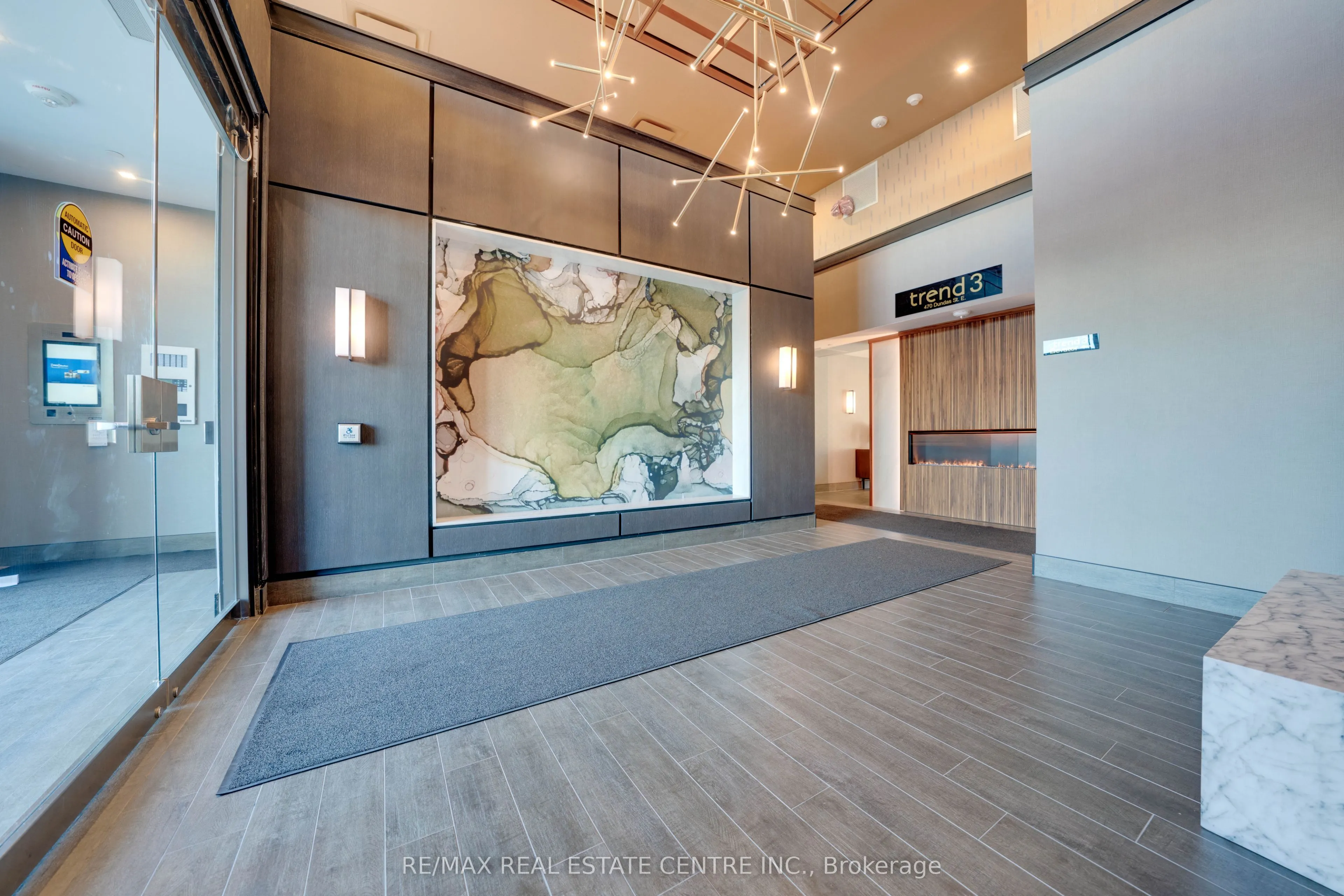470 Dundas Street E, #328