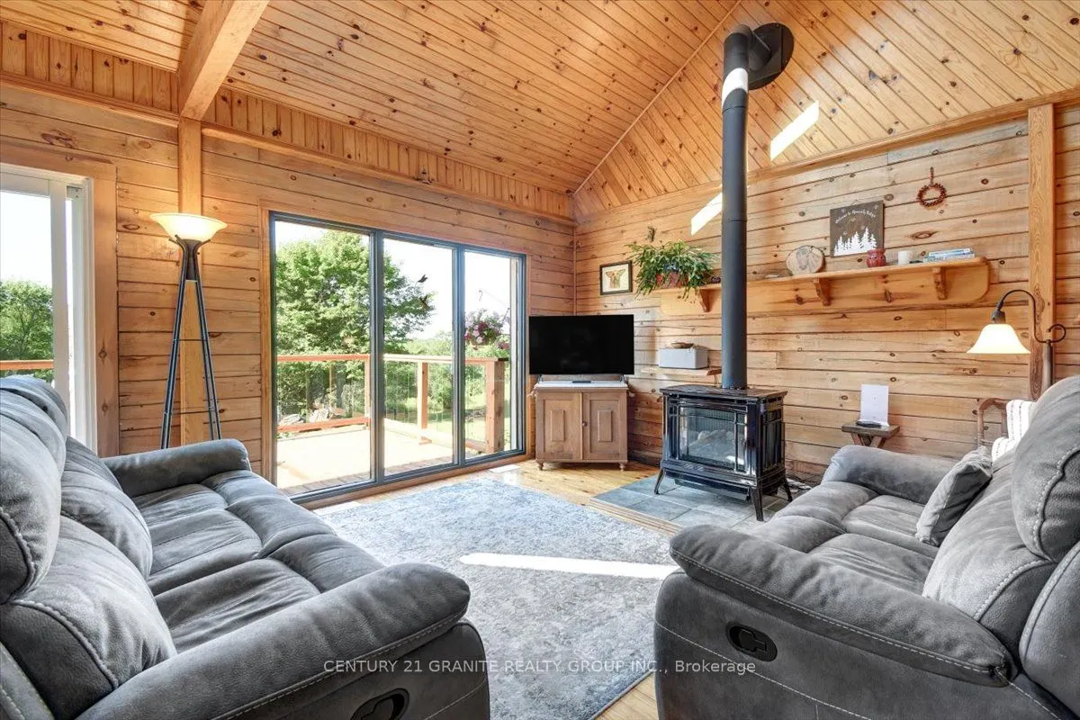842 Upper Turriff Road