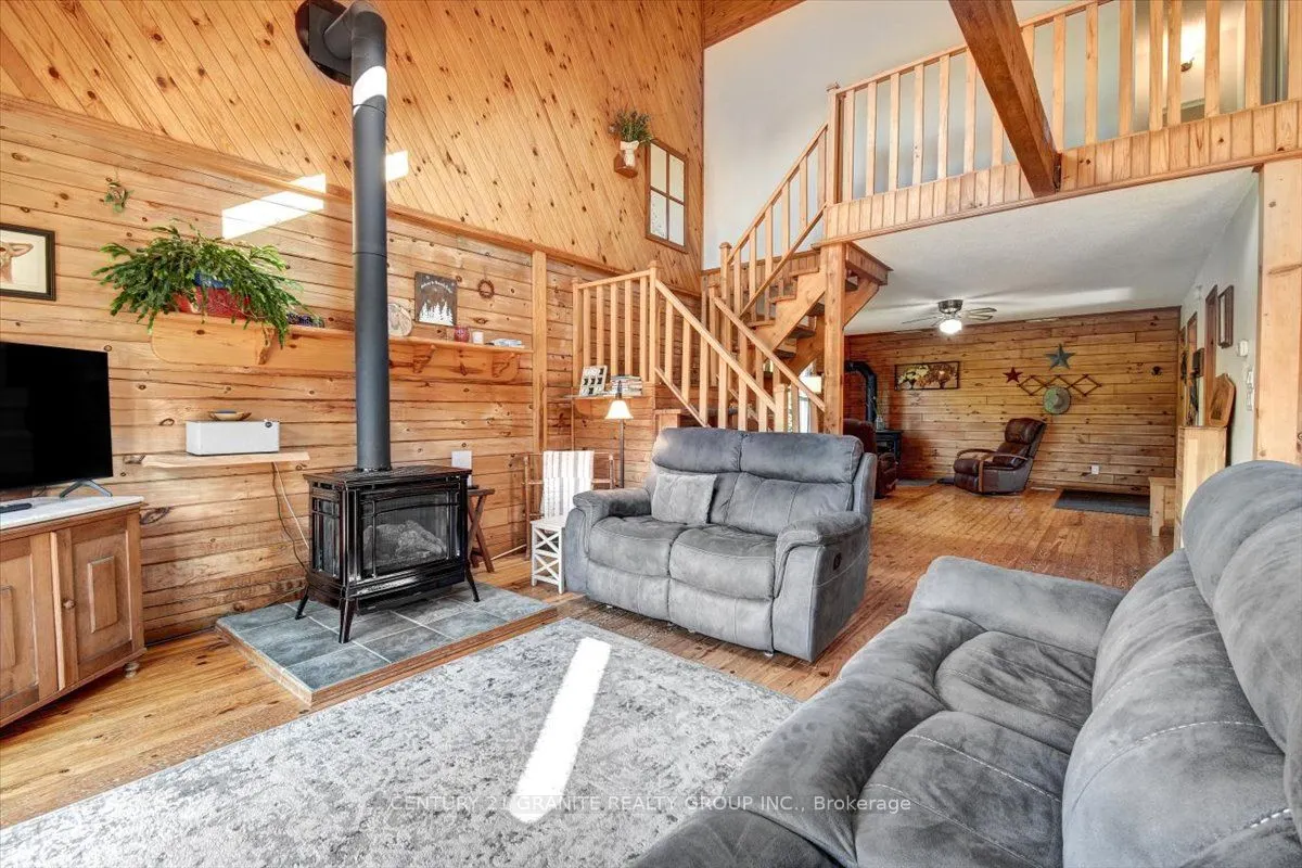 842 Upper Turriff Road