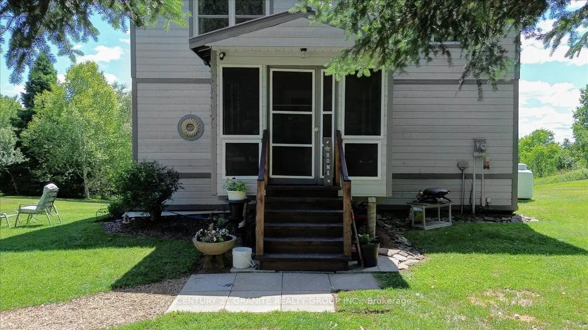 842 Upper Turriff Road