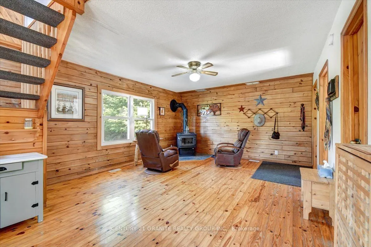 842 Upper Turriff Road