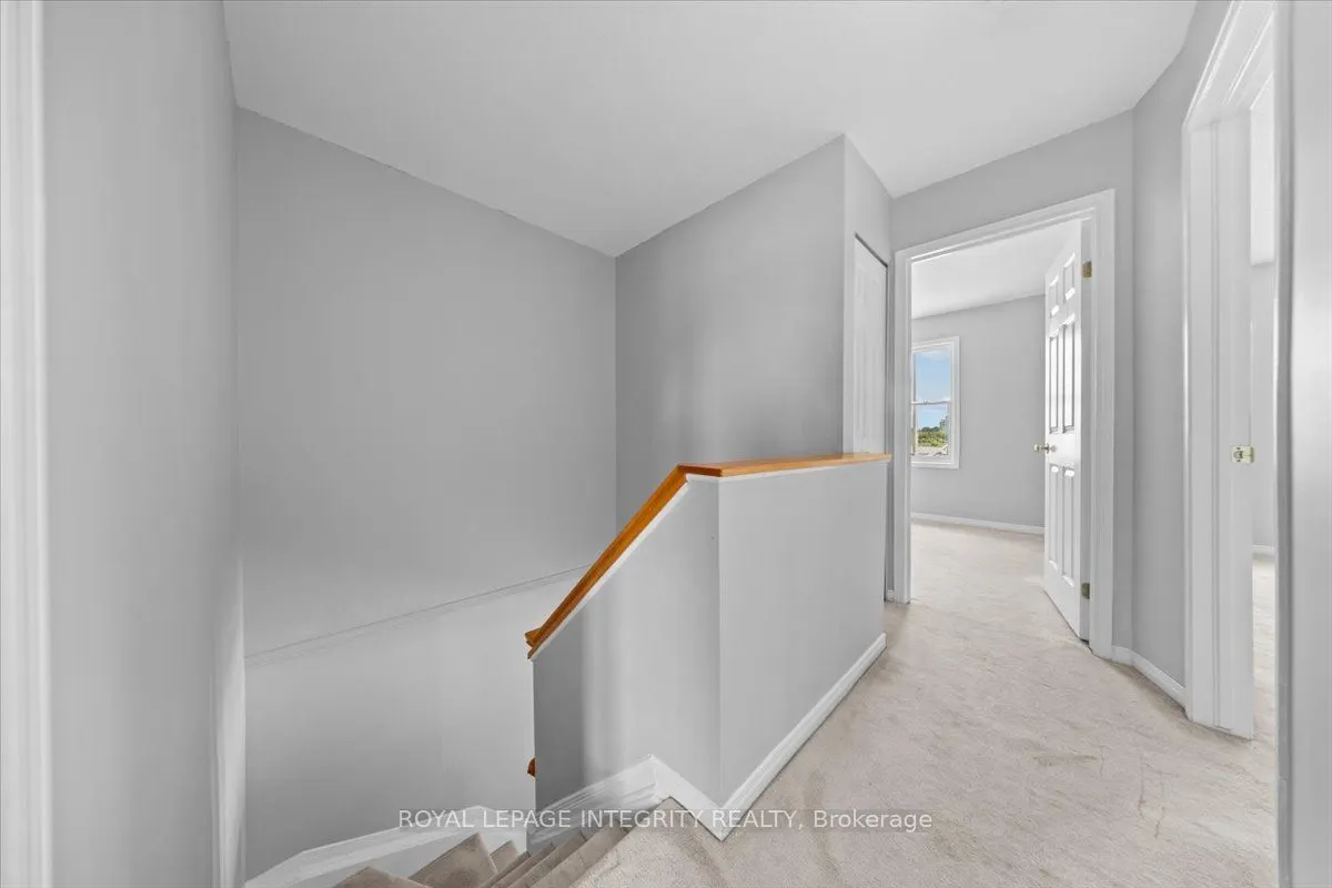209 Arcola Private