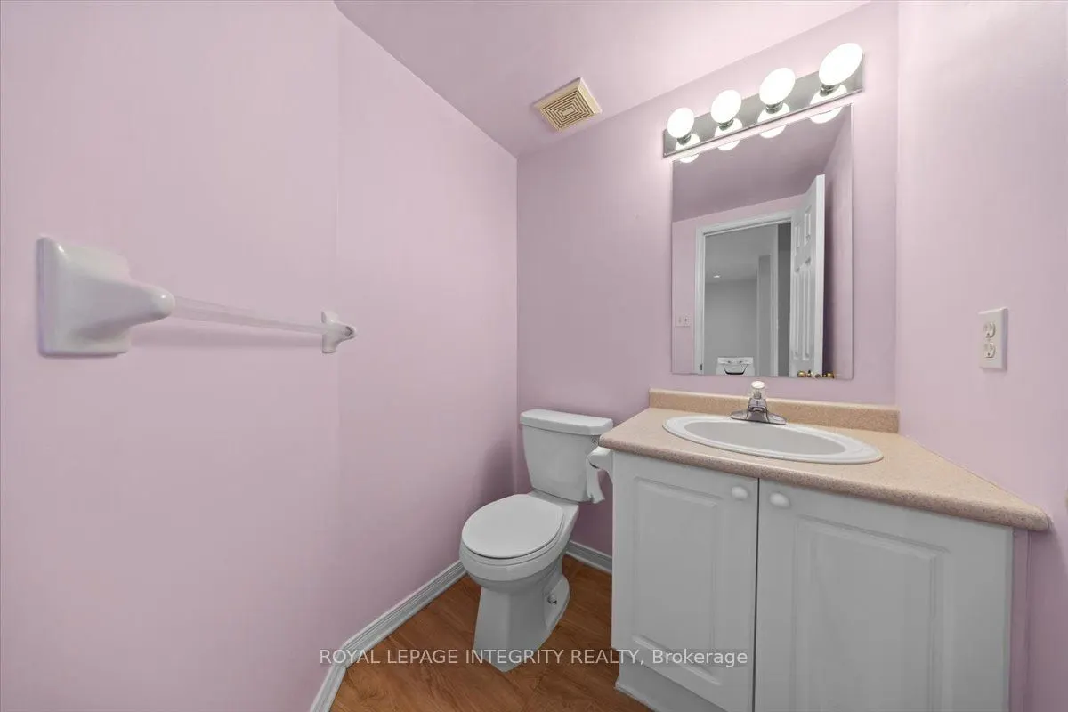 209 Arcola Private