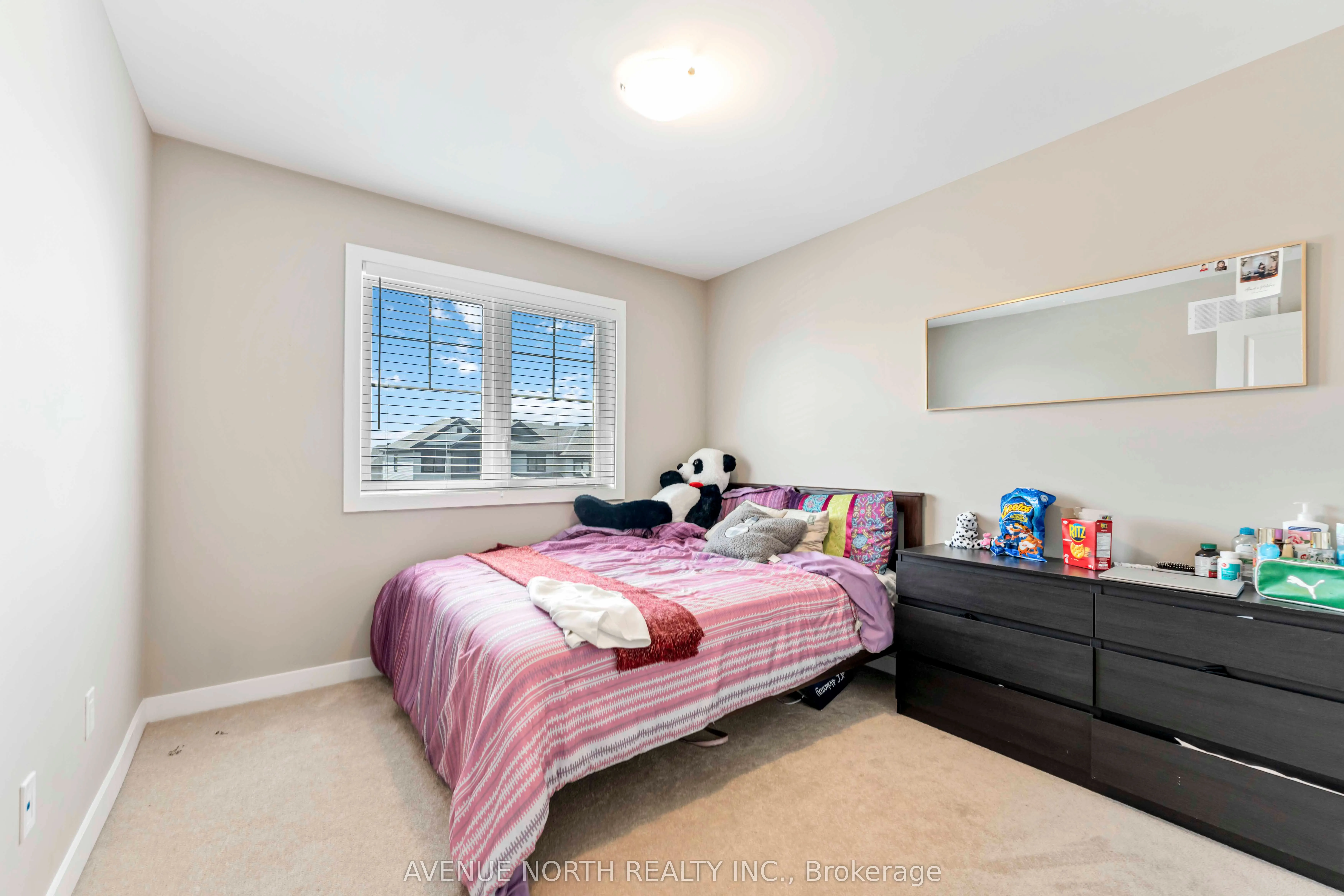 1018 KIJIK Crescent