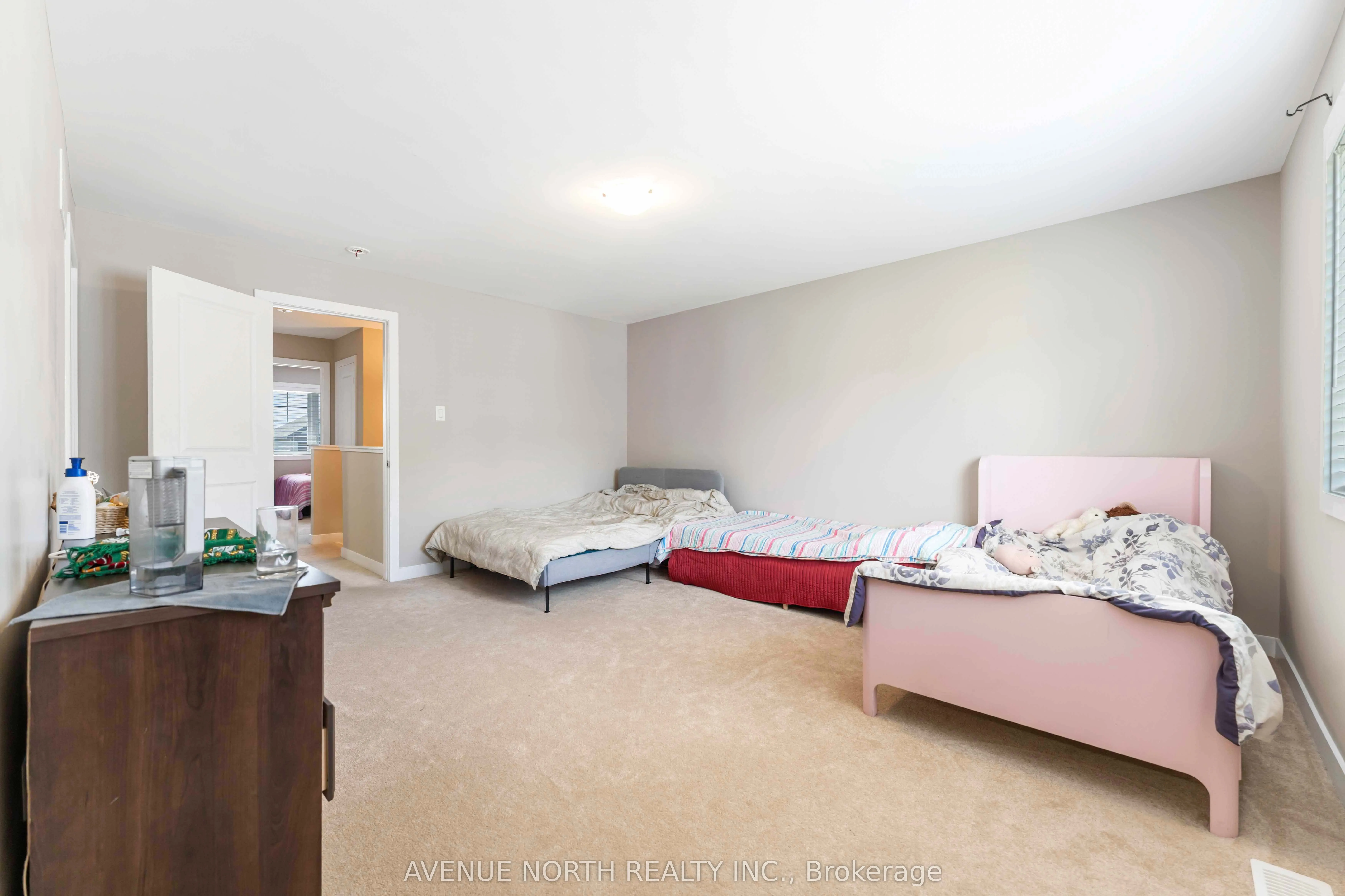 1018 KIJIK Crescent