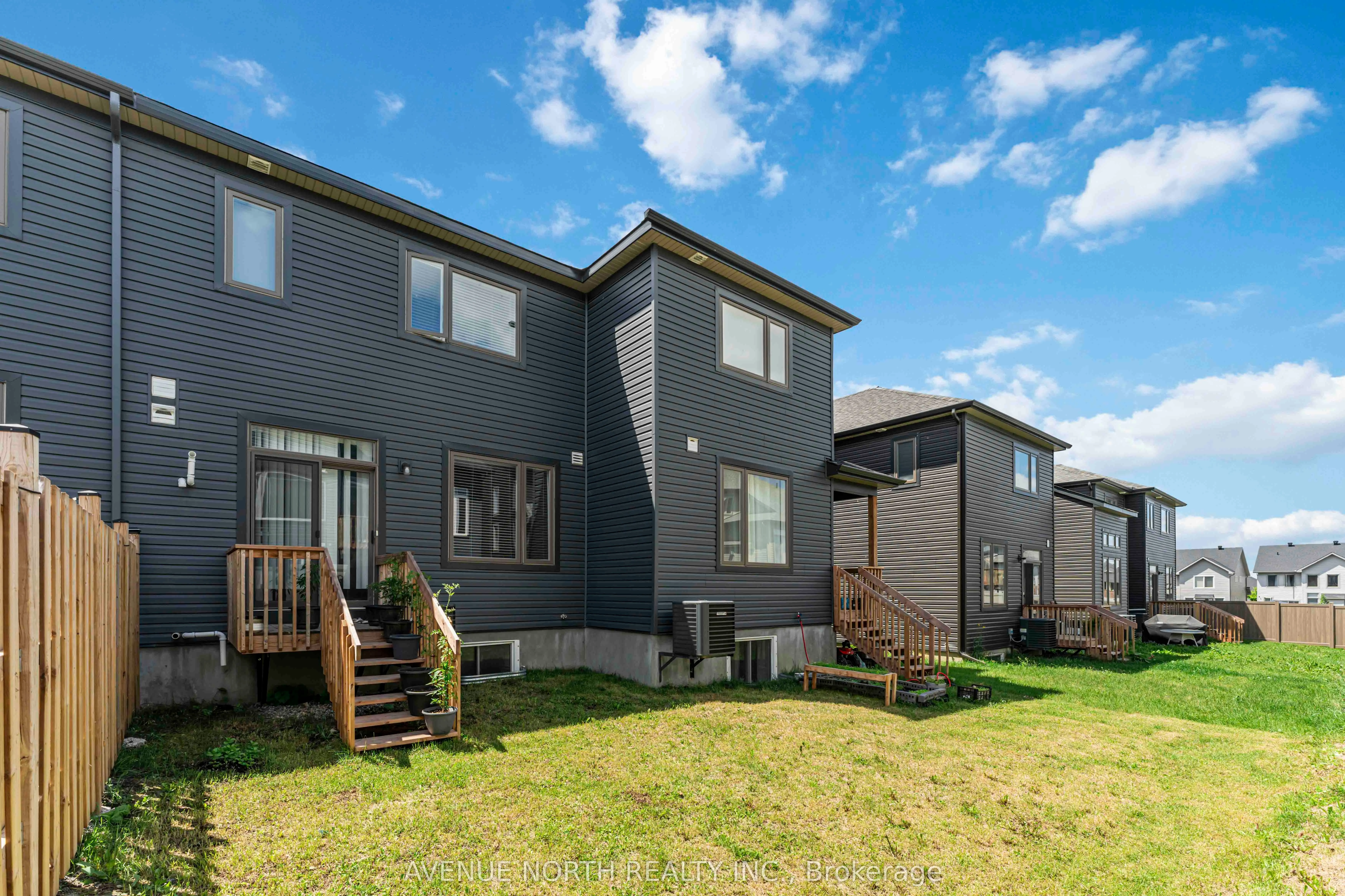 1018 KIJIK Crescent