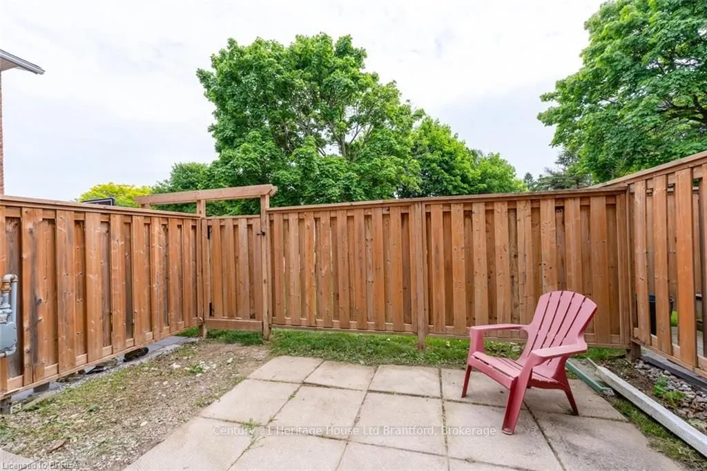 32 Montclair Crescent, #16