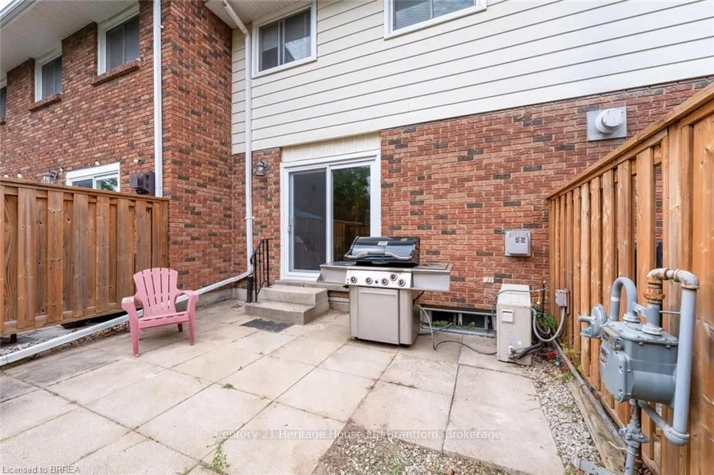 32 Montclair Crescent, #16