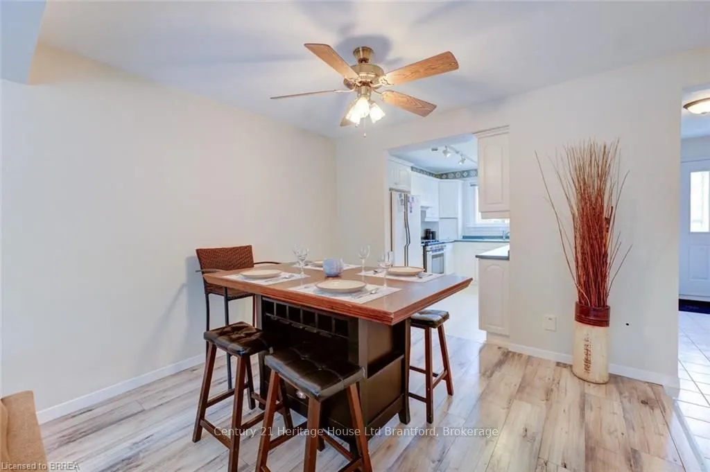 32 Montclair Crescent, #16