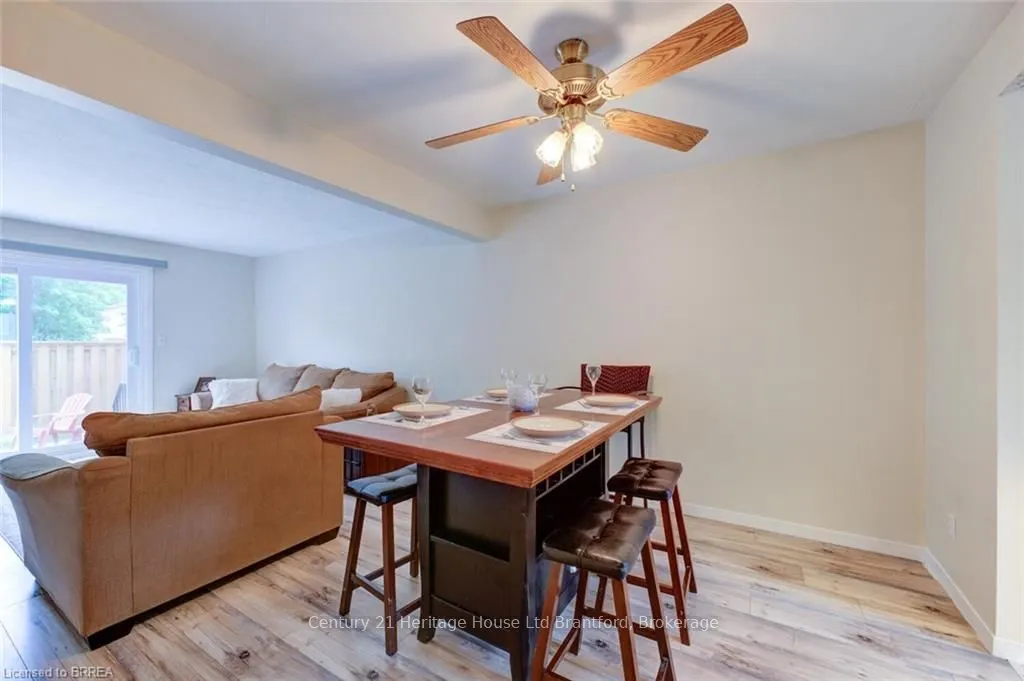 32 Montclair Crescent, #16