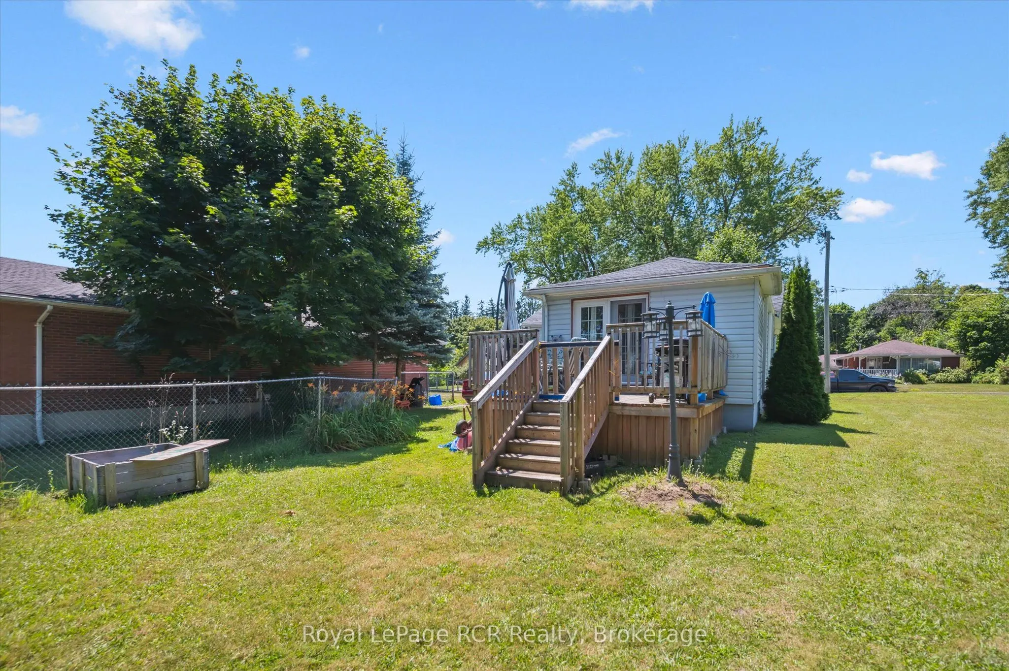 240 Egremont Street N