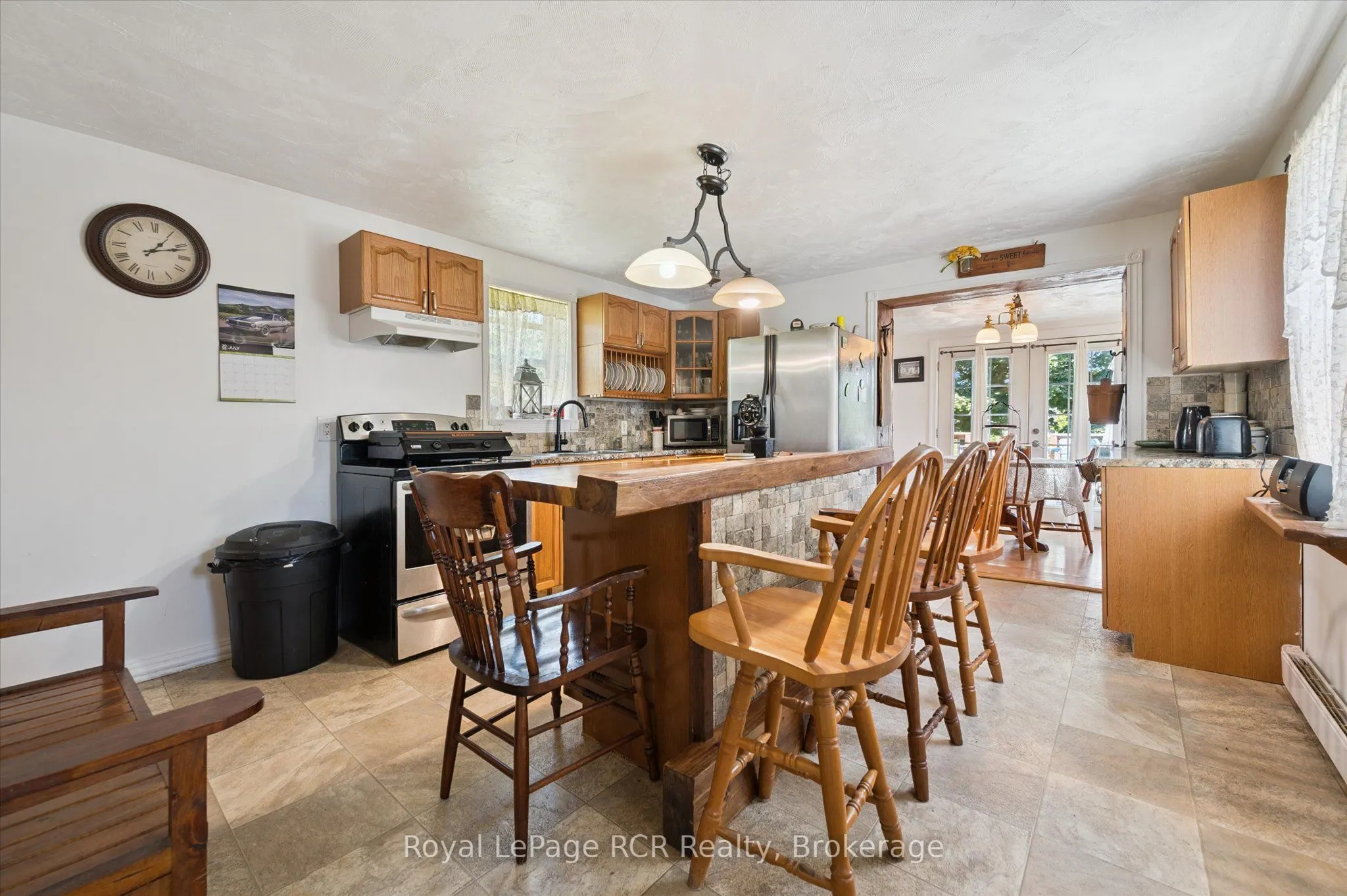 240 Egremont Street N