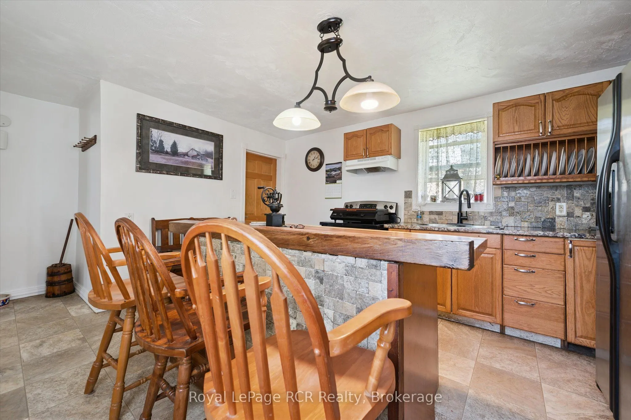 240 Egremont Street N