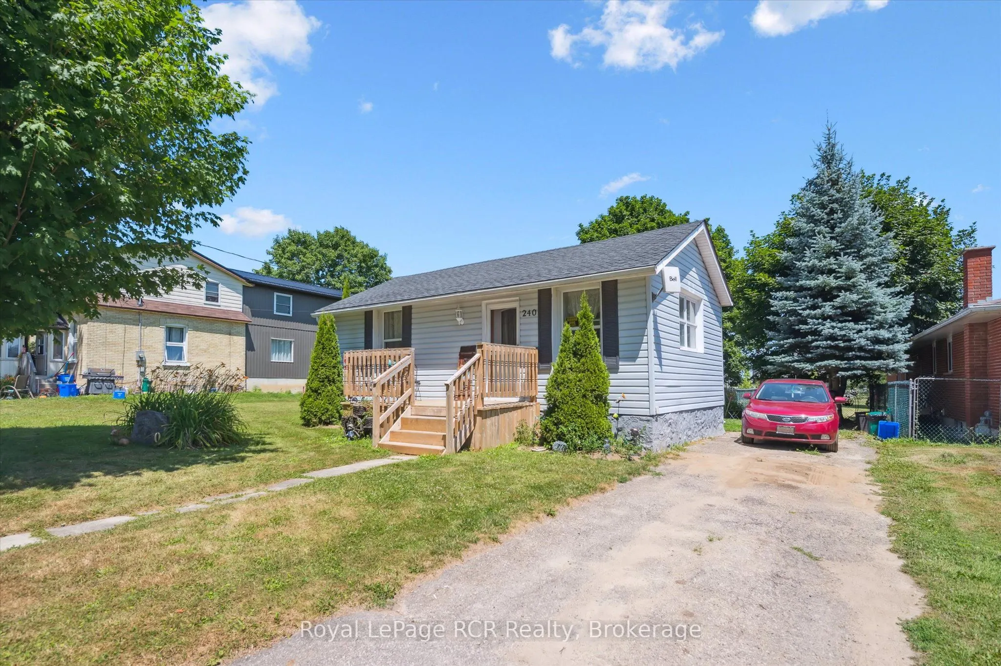 240 Egremont Street N