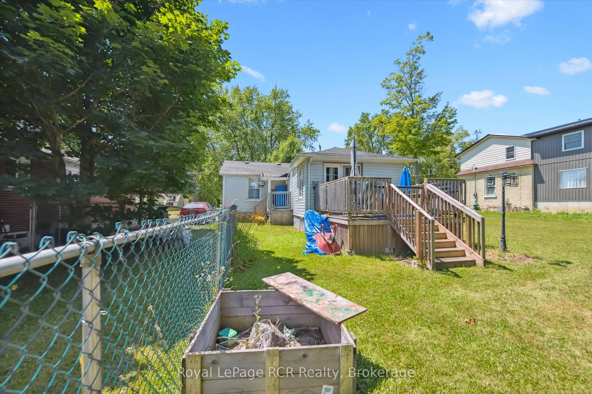 240 Egremont Street N