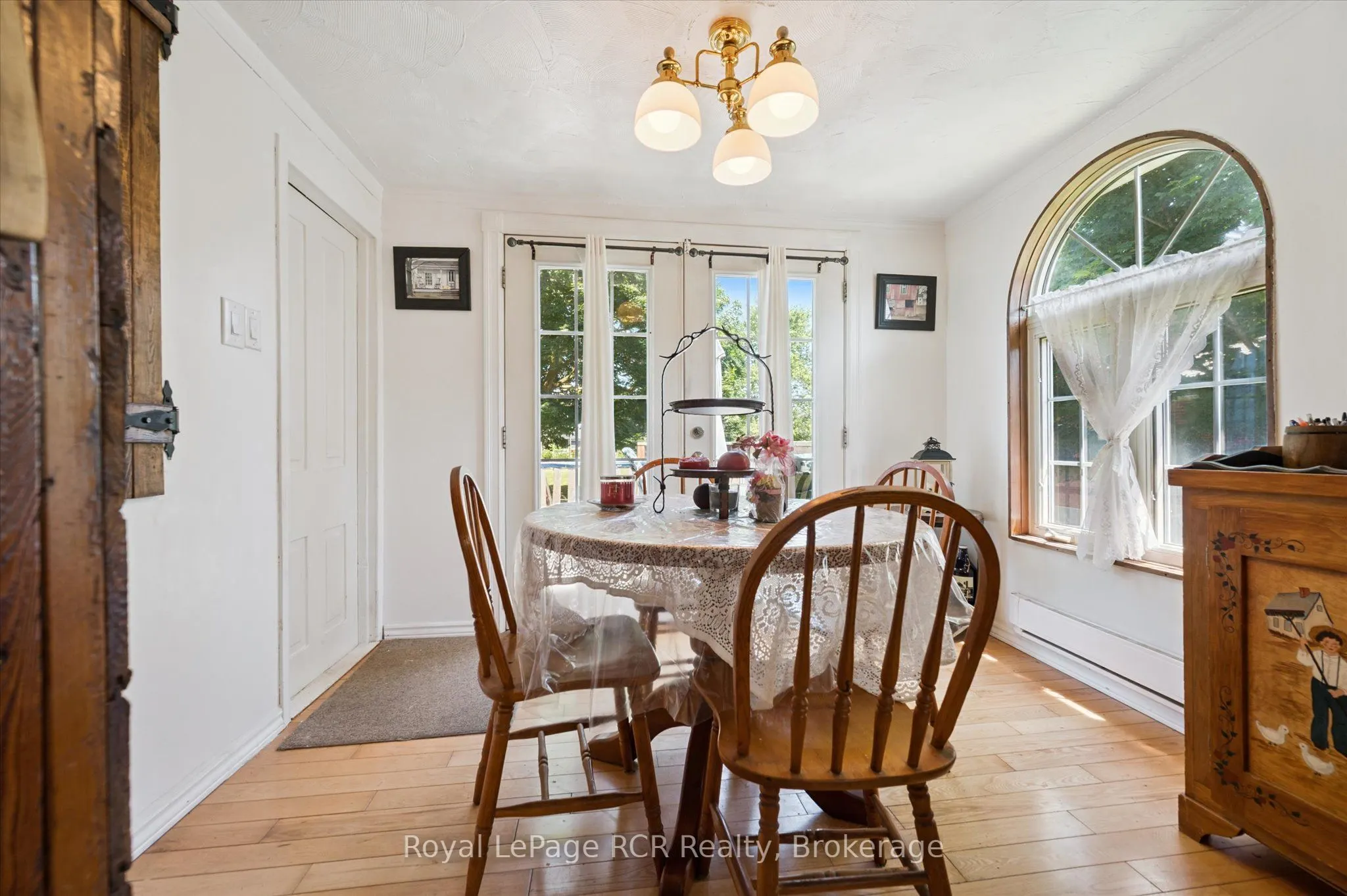 240 Egremont Street N