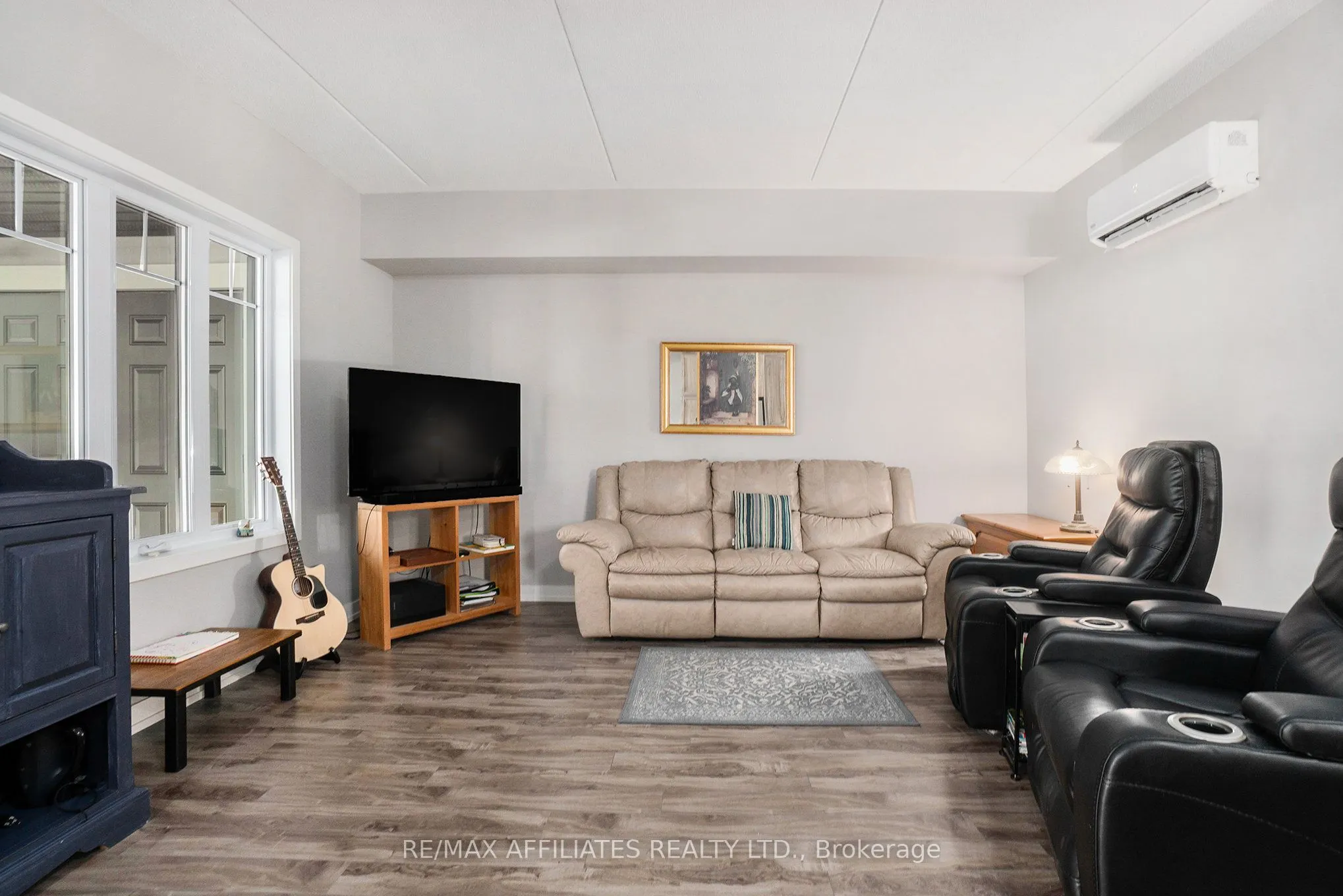 99 St-Moritz Trail, #401