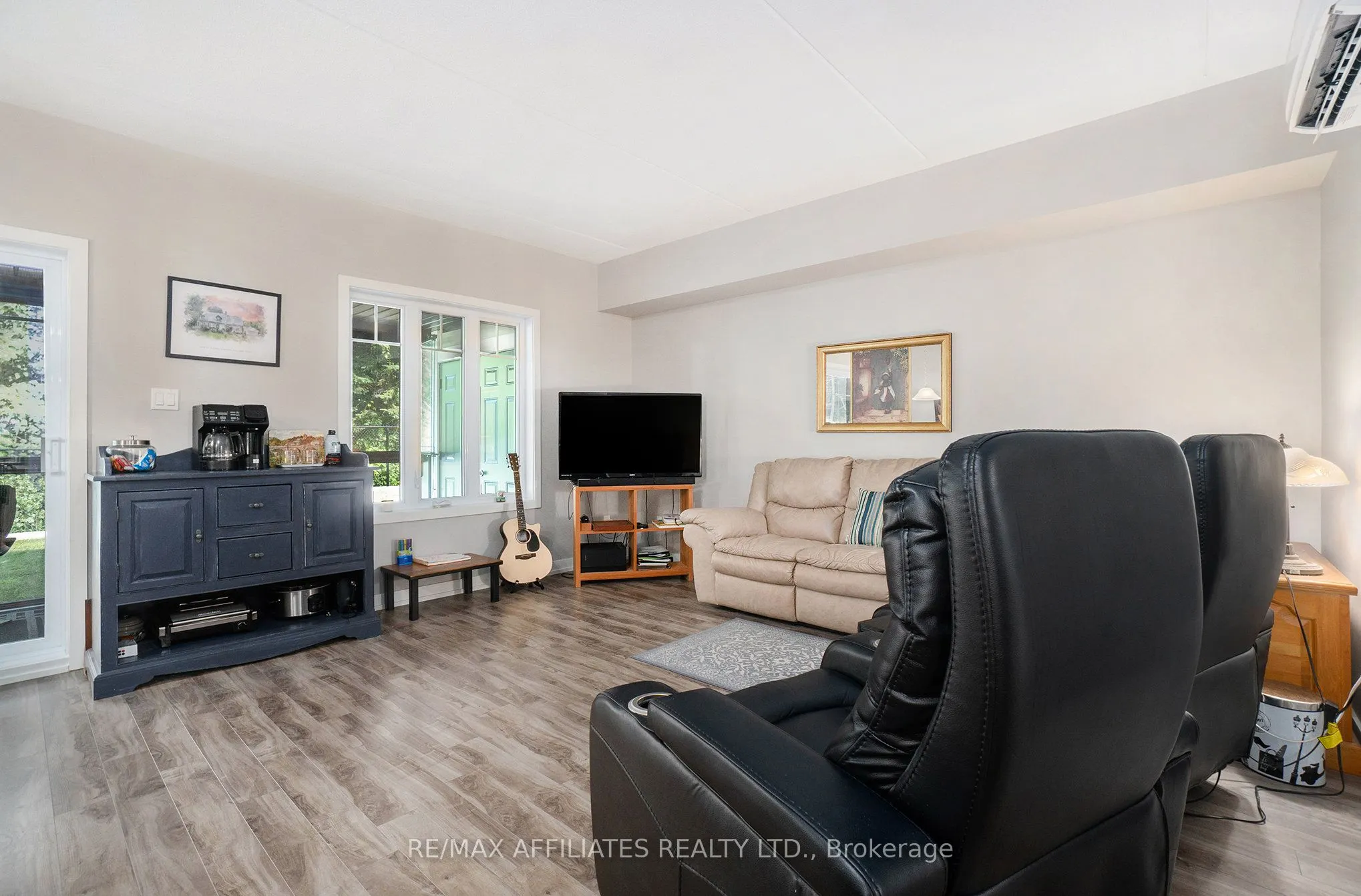 99 St-Moritz Trail, #401