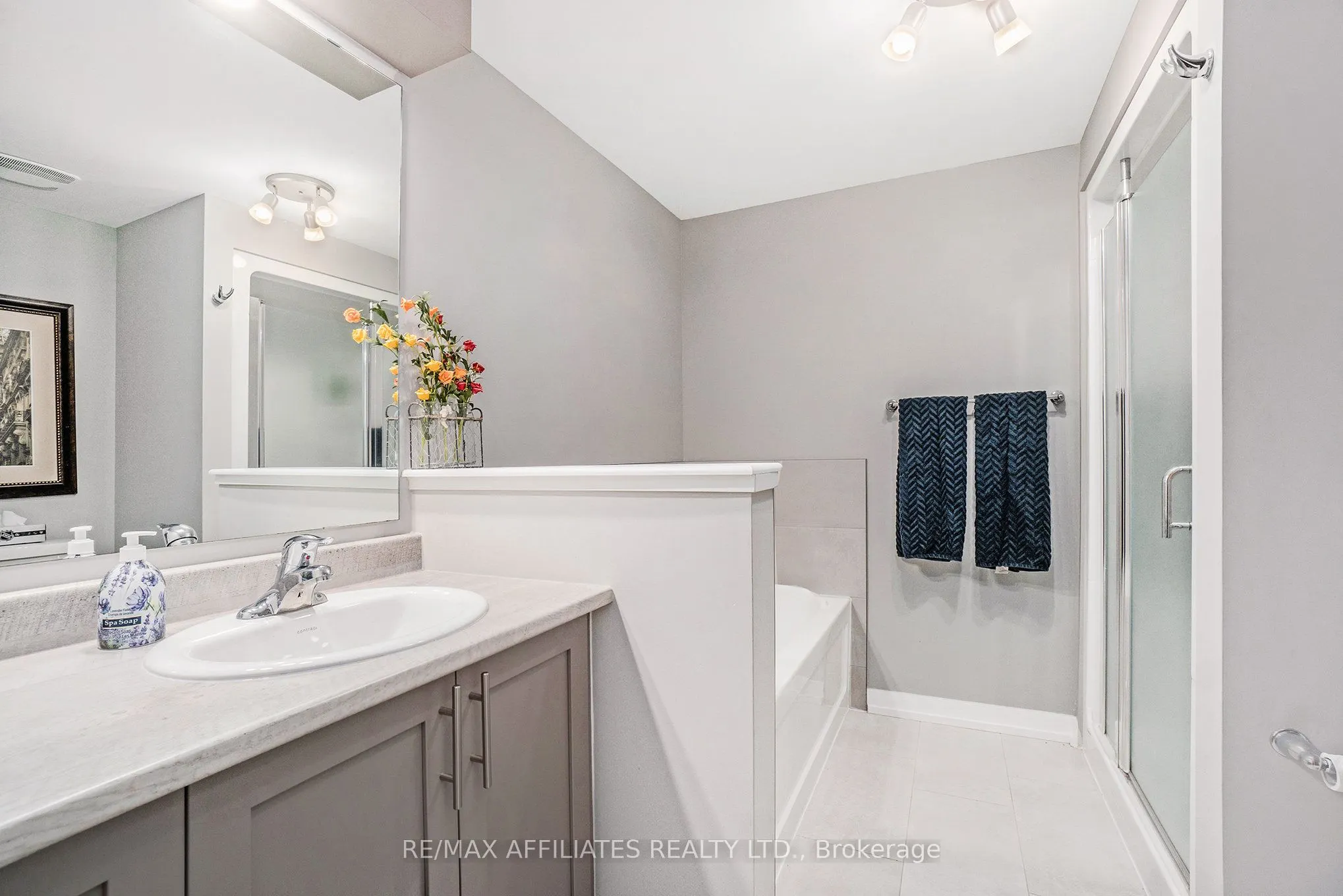 99 St-Moritz Trail, #401