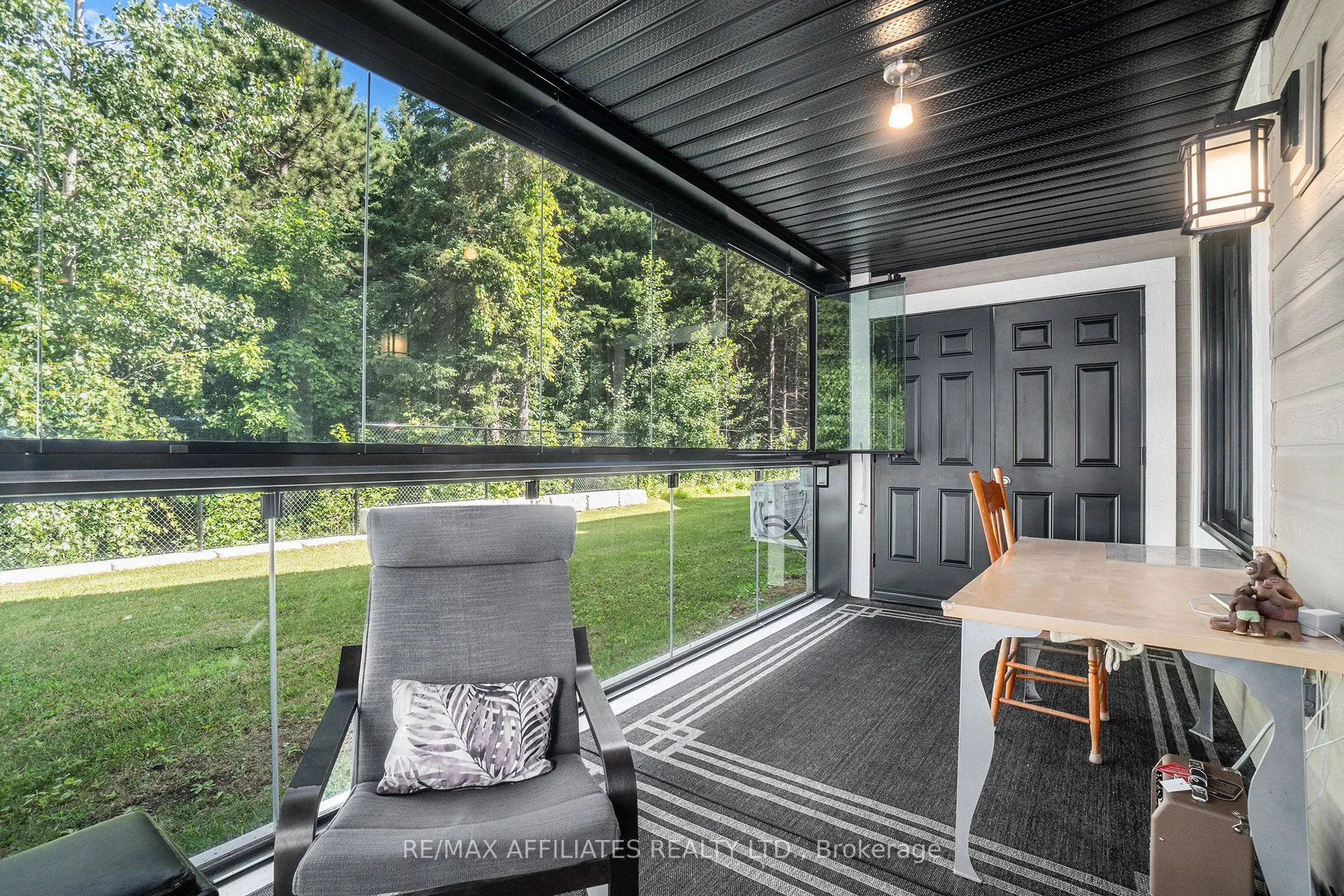 99 St-Moritz Trail, #401