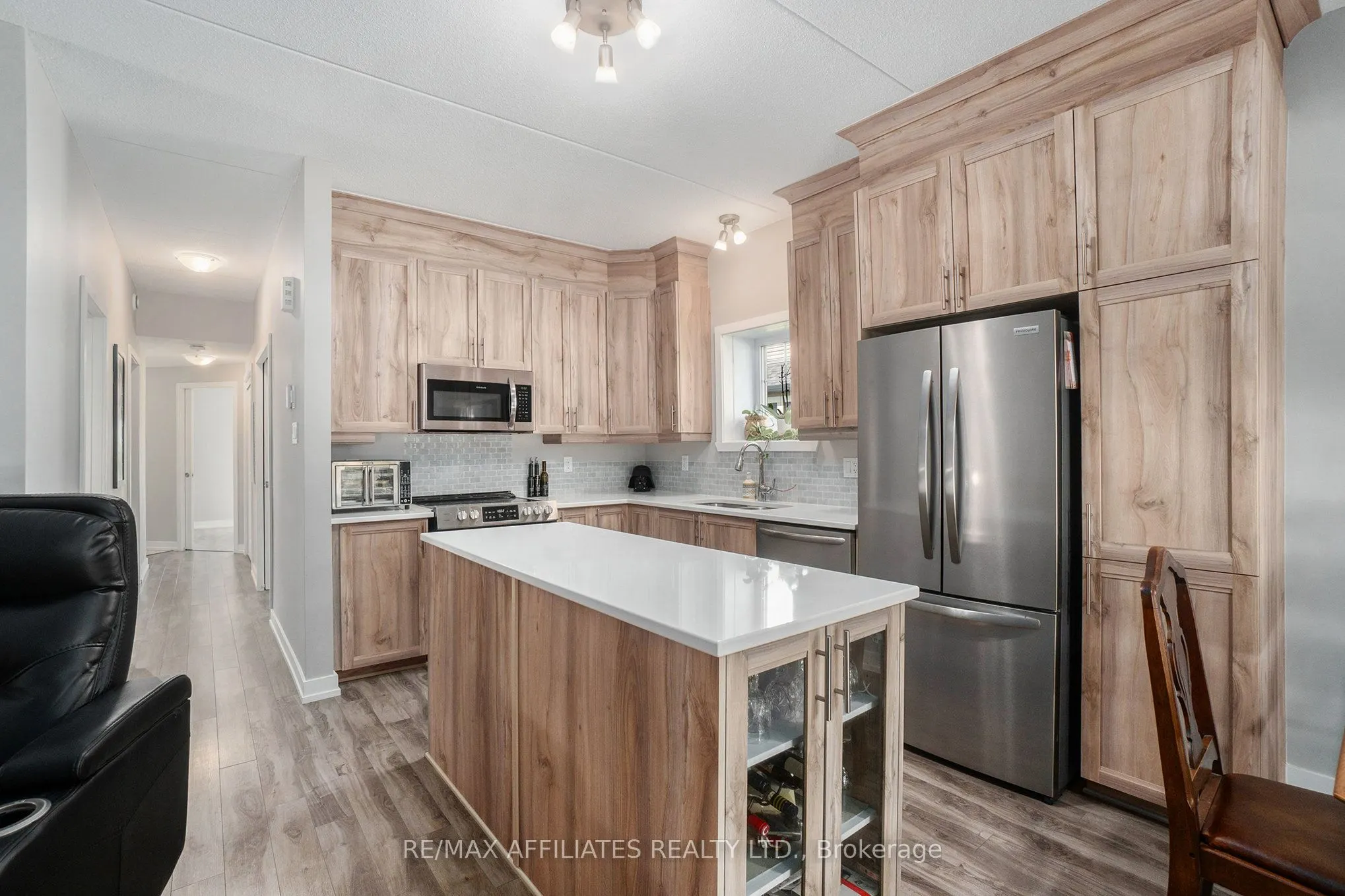 99 St-Moritz Trail, #401