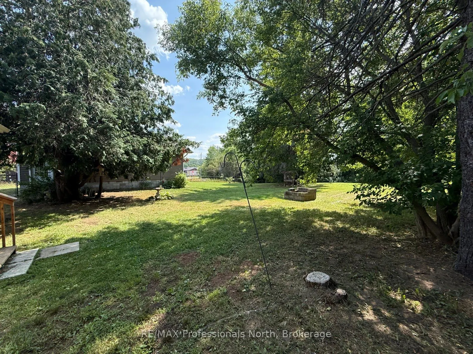 2279 Loop Road