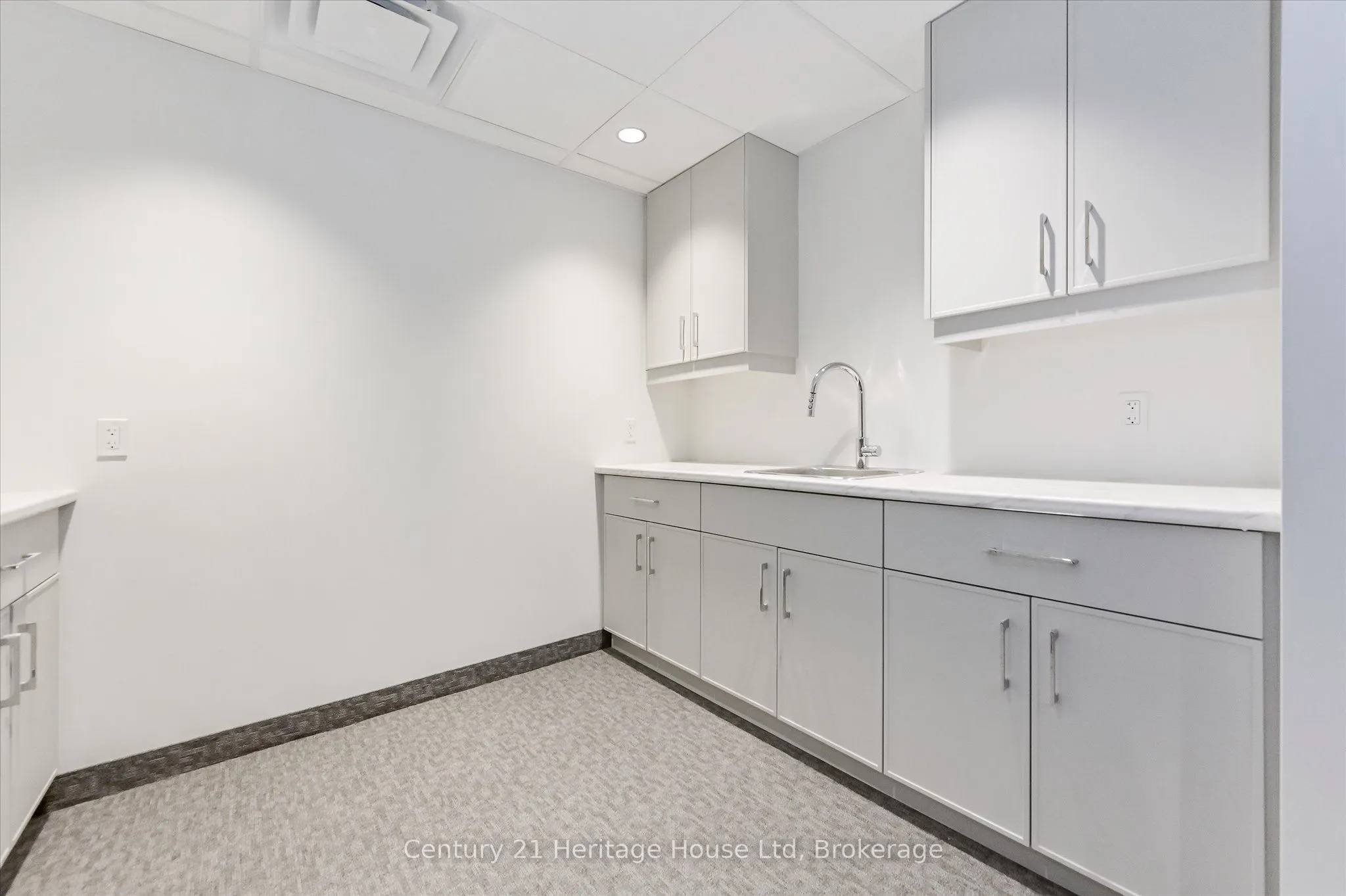 99B Farley Road, #212