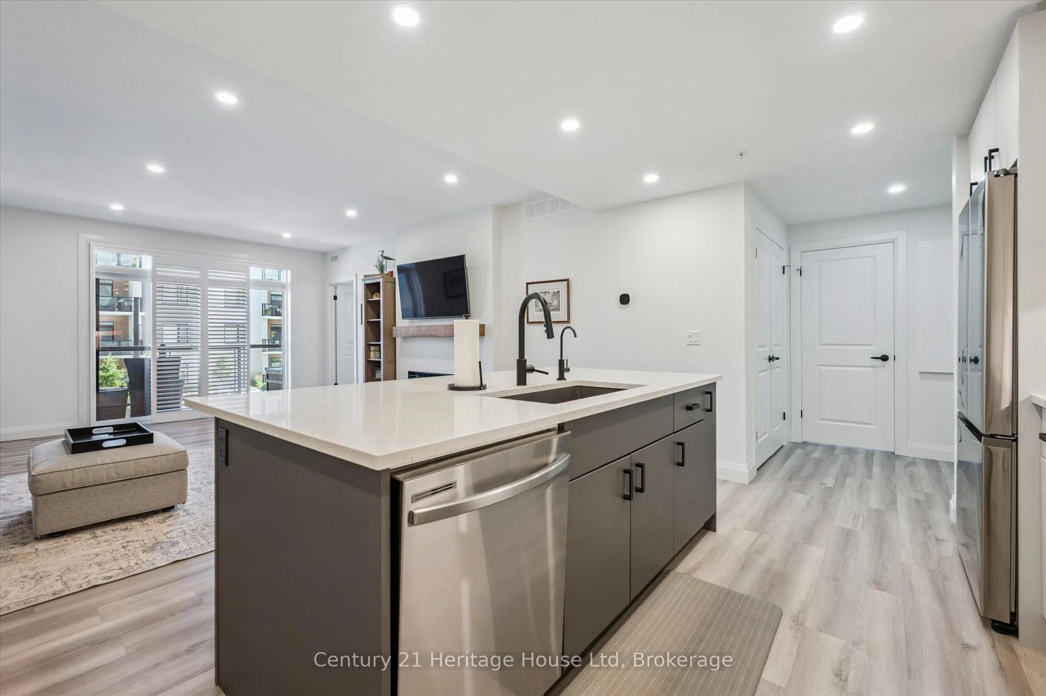 99B Farley Road, #212