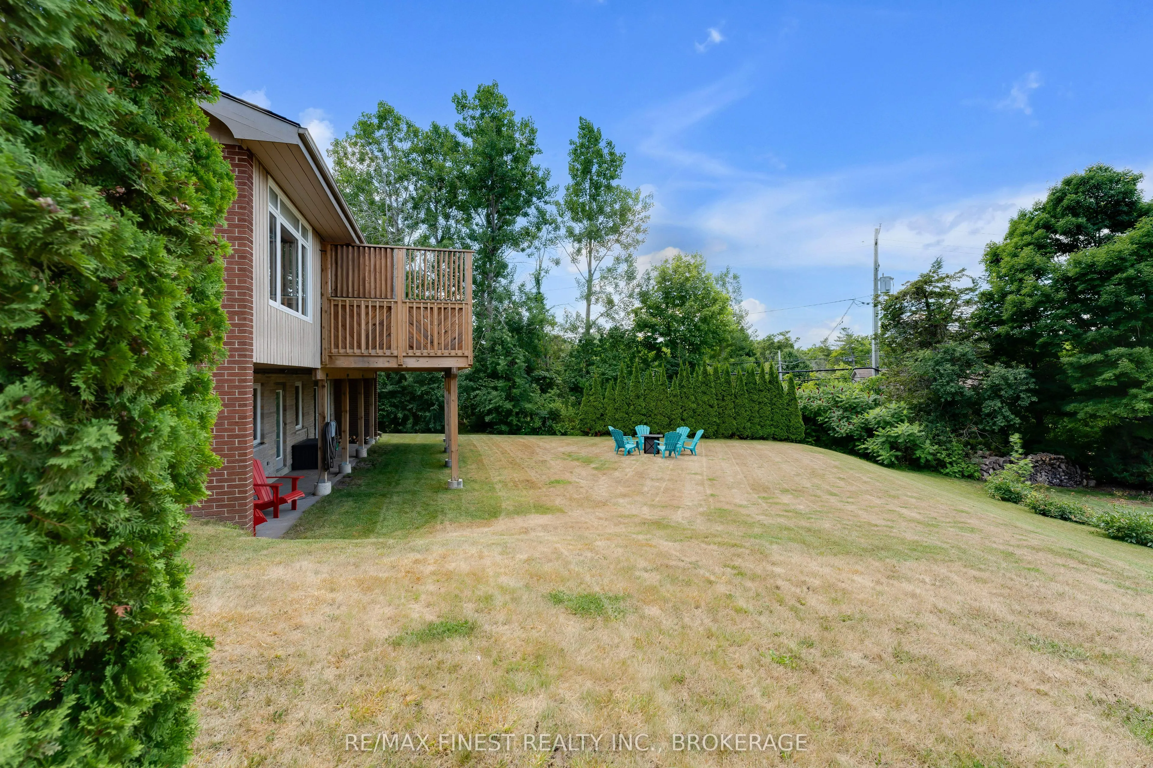 26 Brooklands Park Avenue