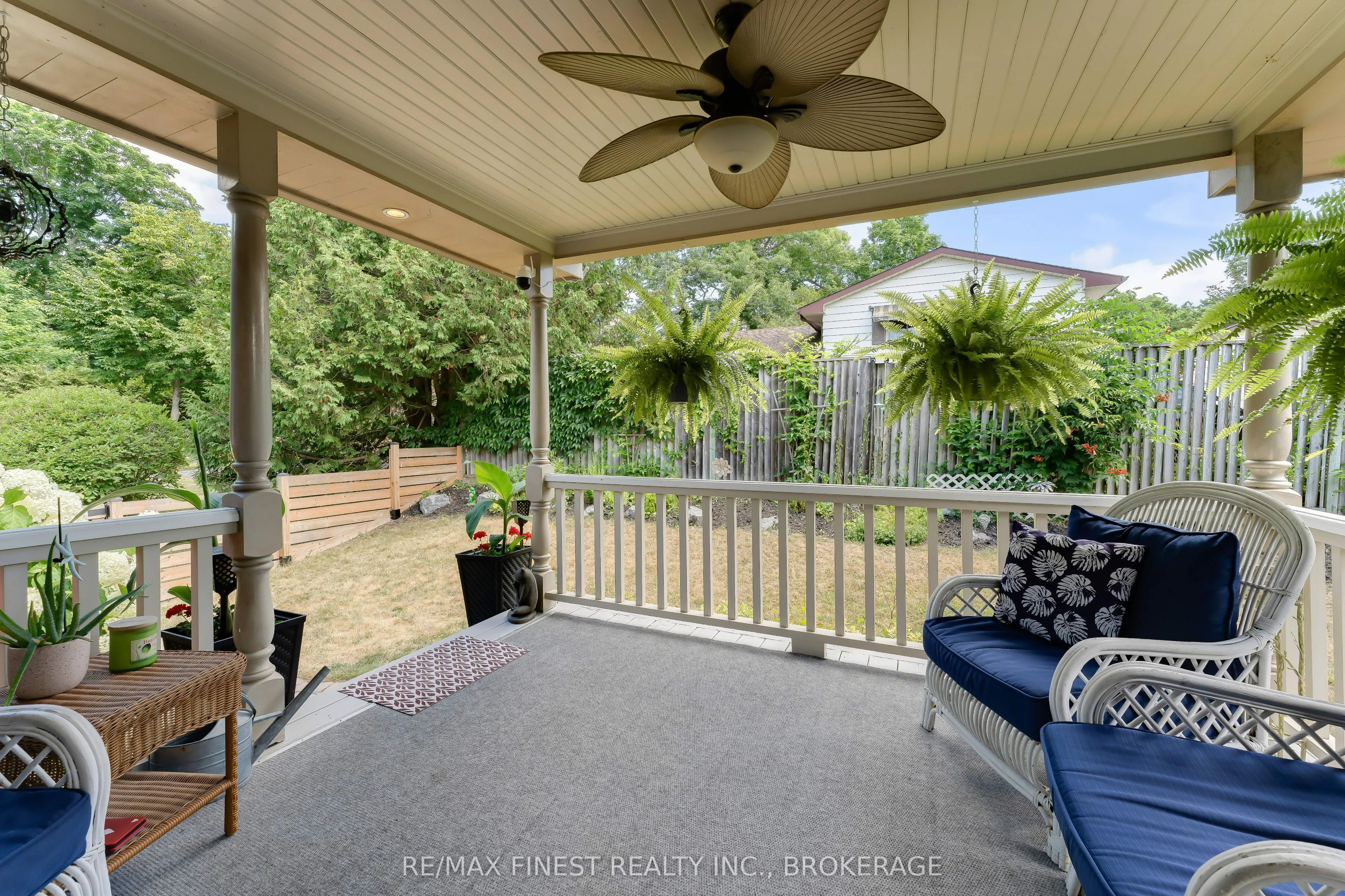 26 Brooklands Park Avenue