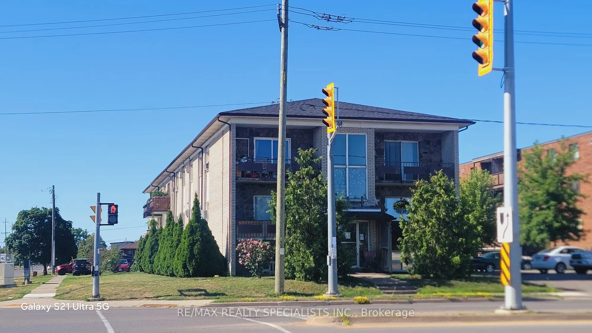 951 East Main Street