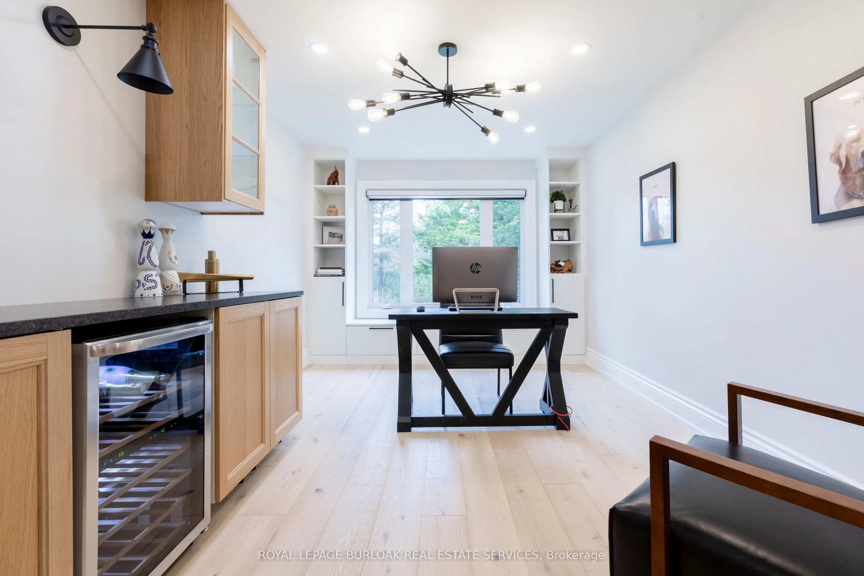 1506 6th Con Road W