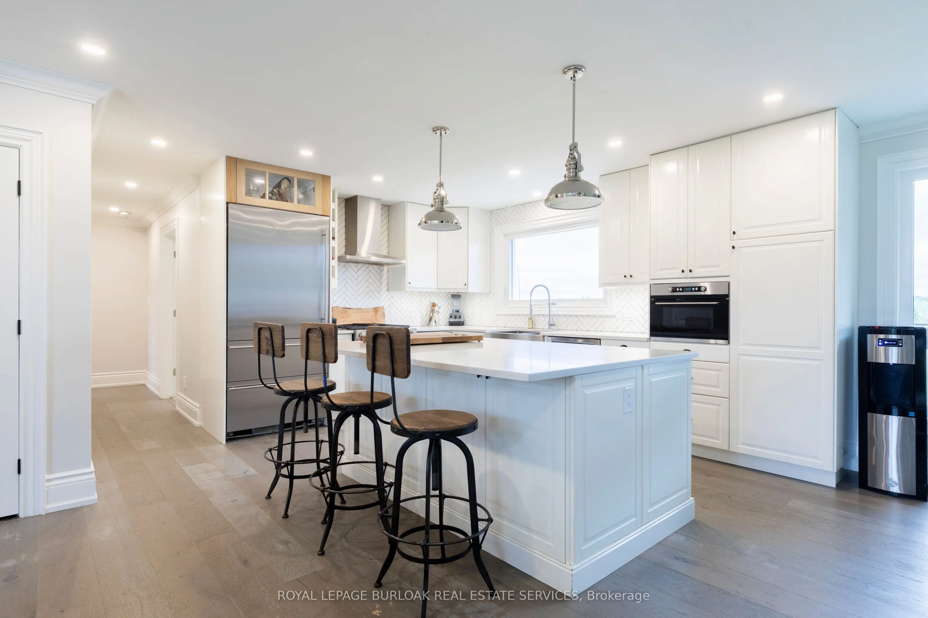 1506 6th Con Road W