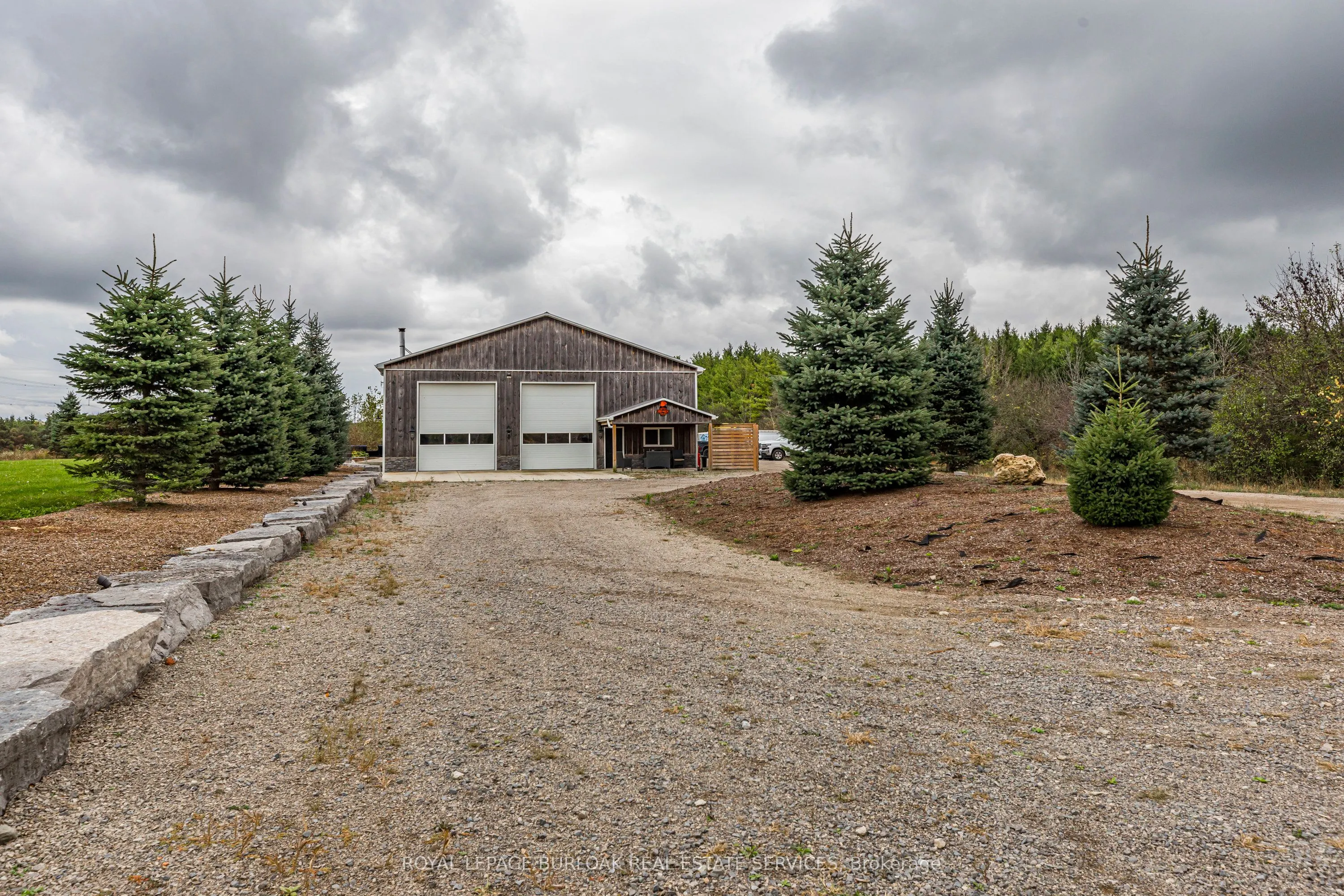 1506 6th Con Road W