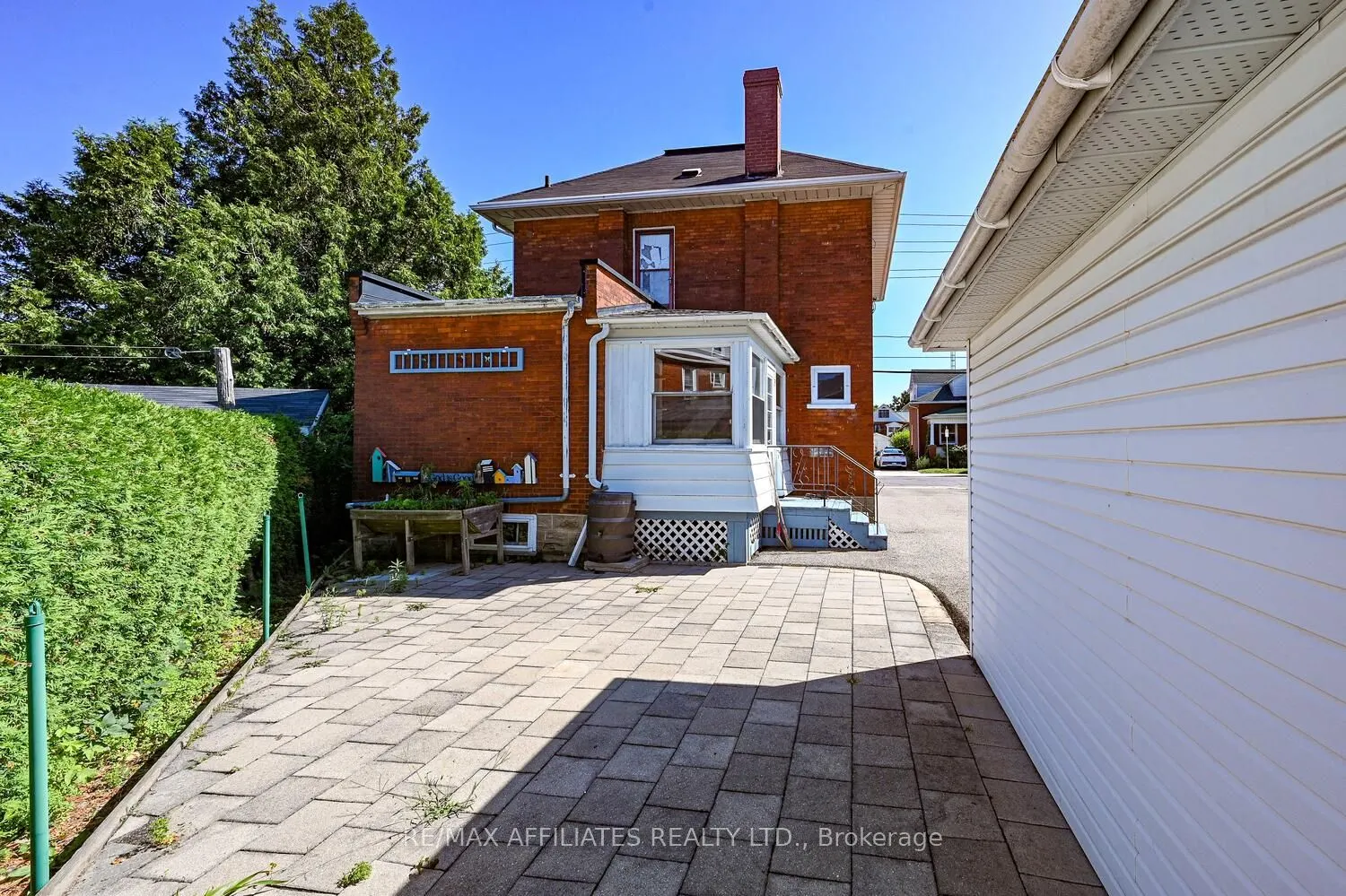70 McGill Street N