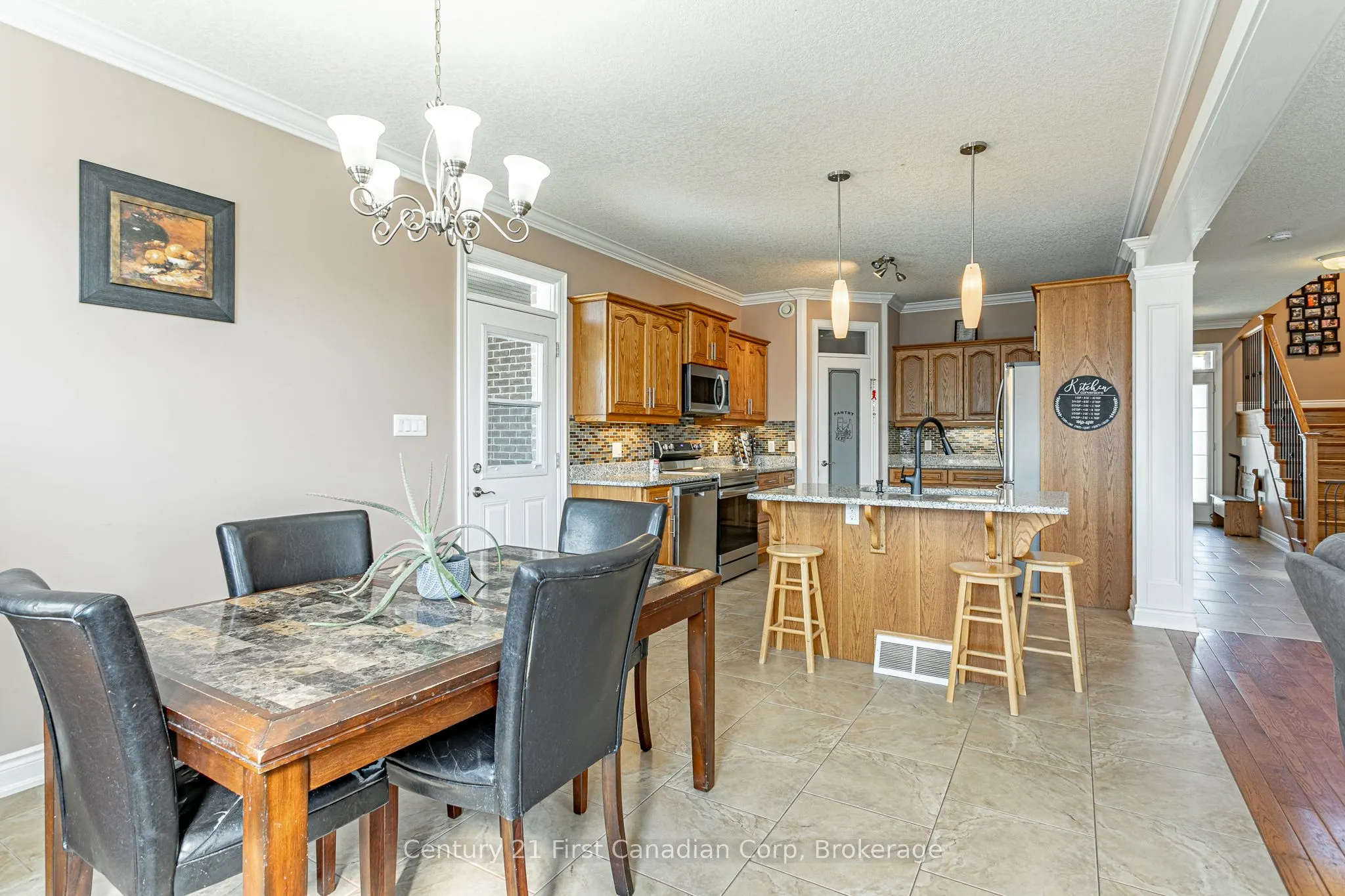 78 Oliver Crescent
