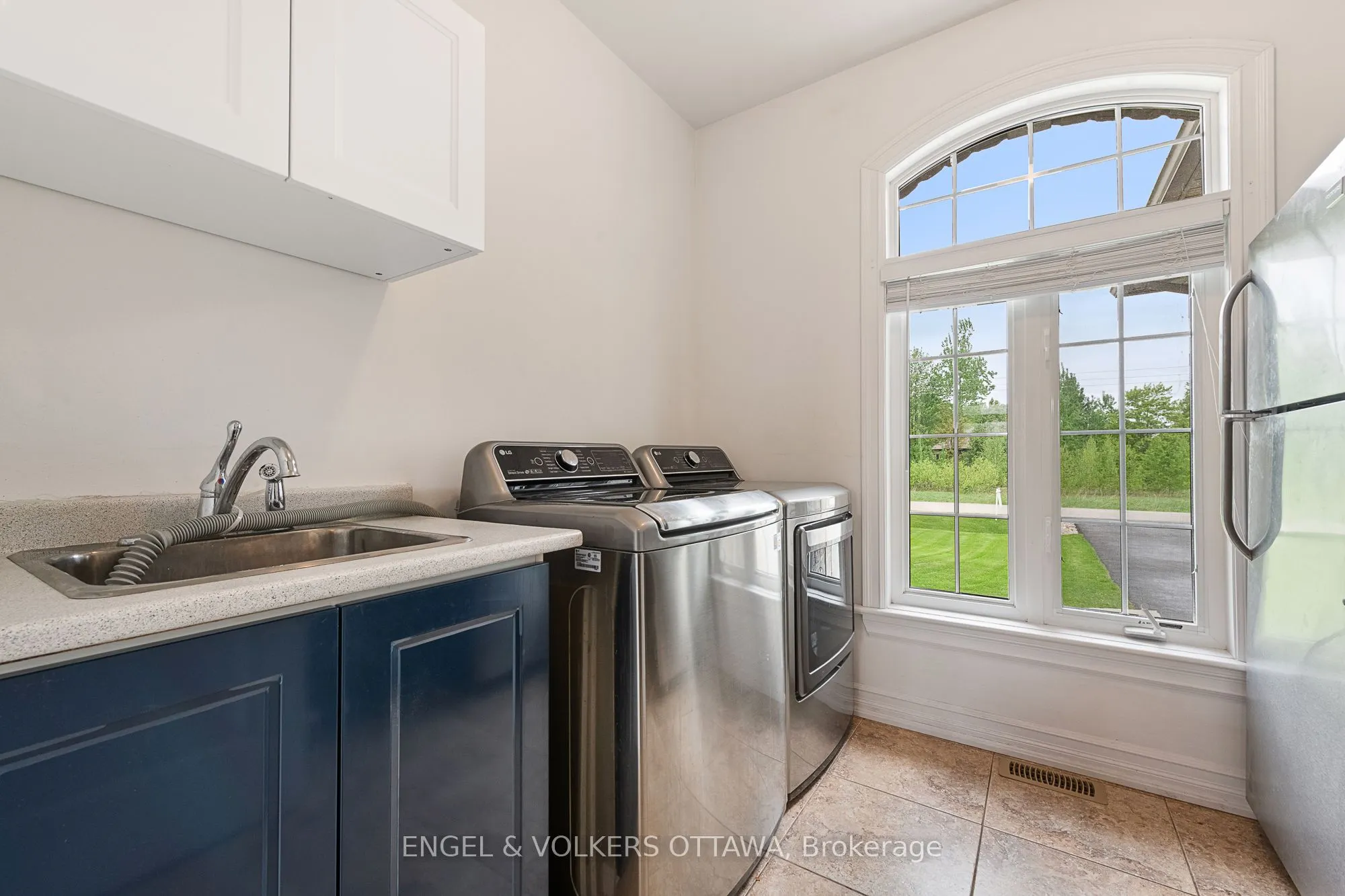 1468 Sandy Beach Court