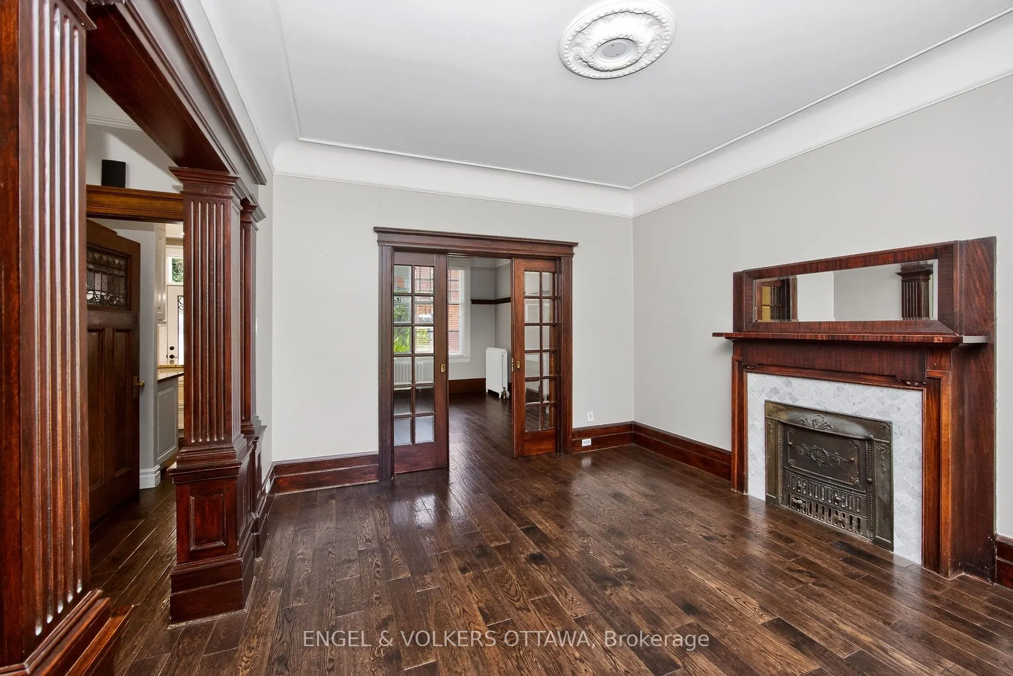 172 Cartier Street N