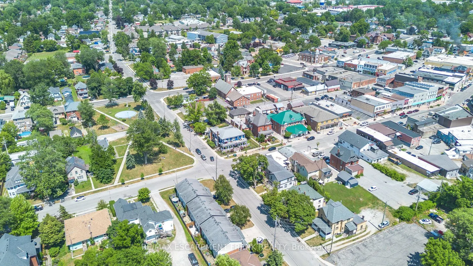101 Lock Street E