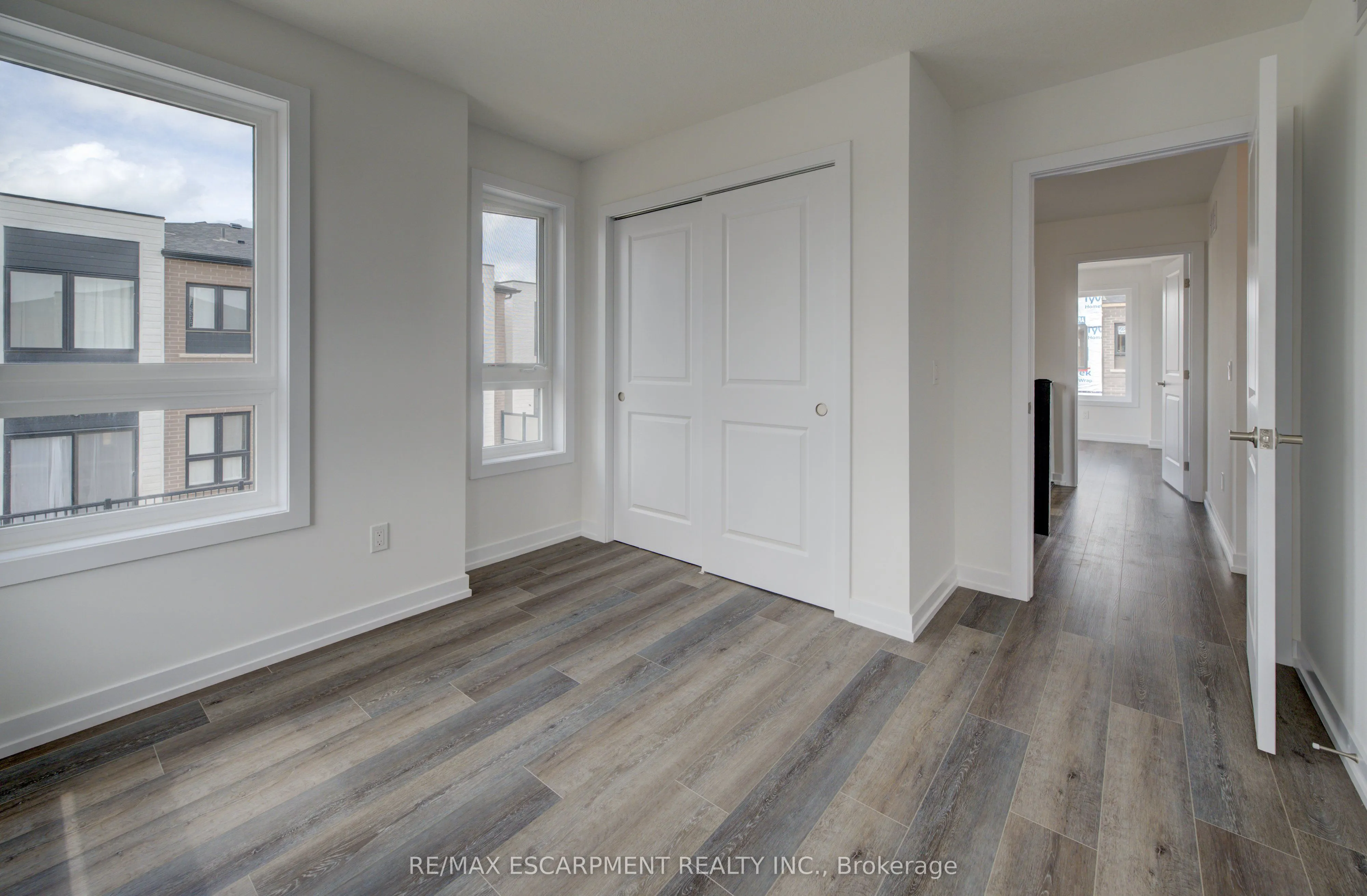 251 Burke Street, #195