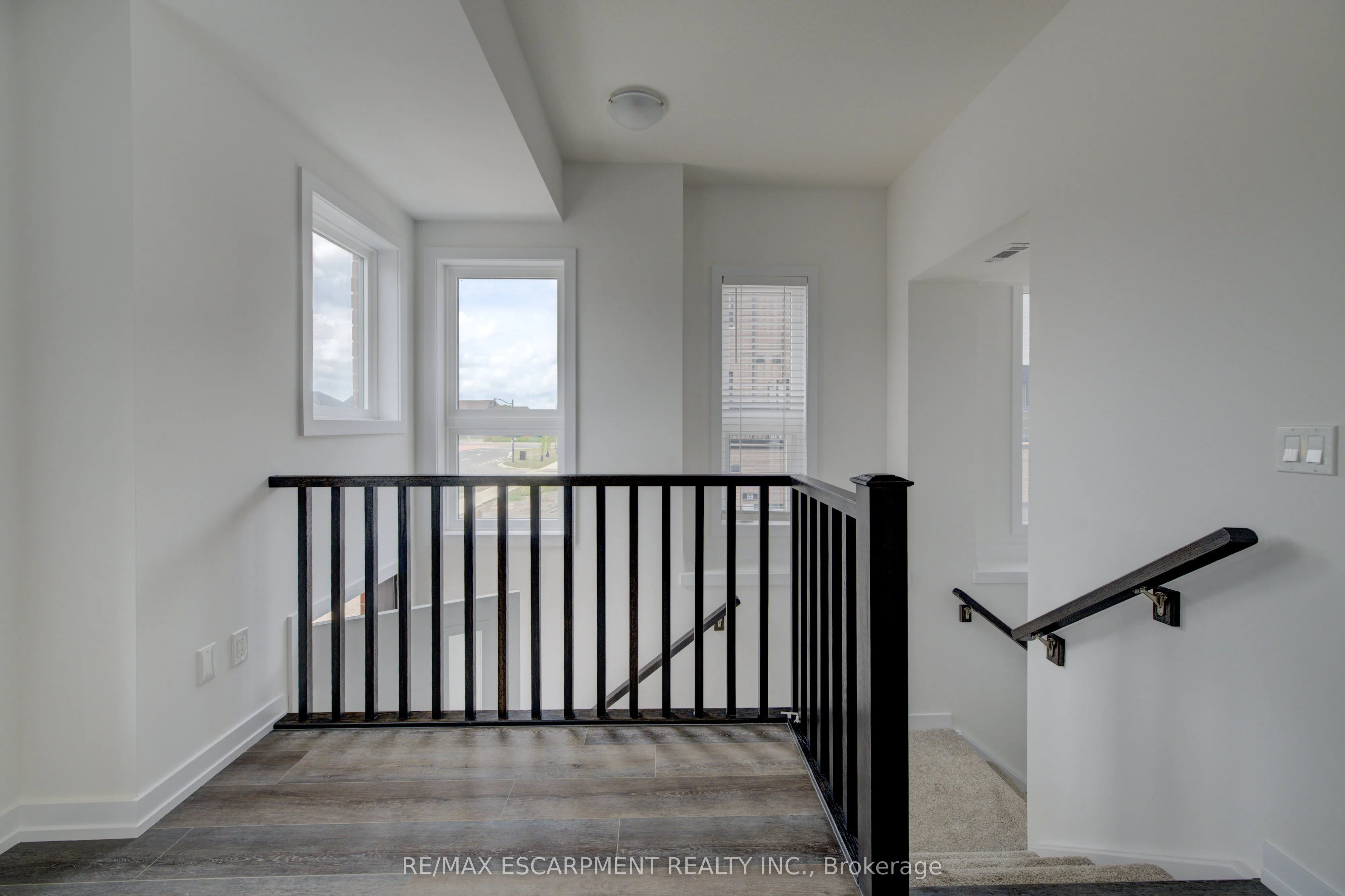 251 Burke Street, #195
