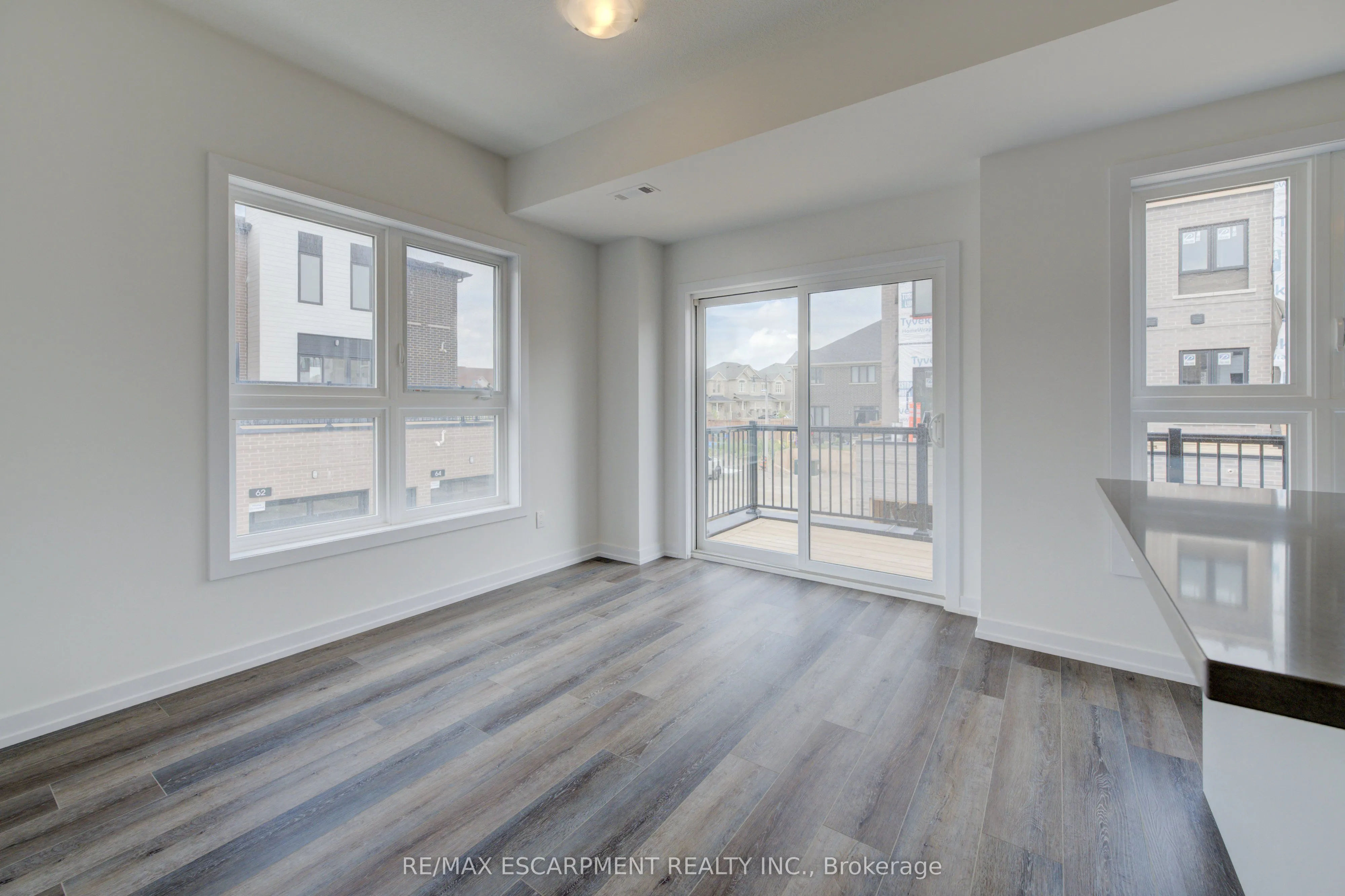 251 Burke Street, #195