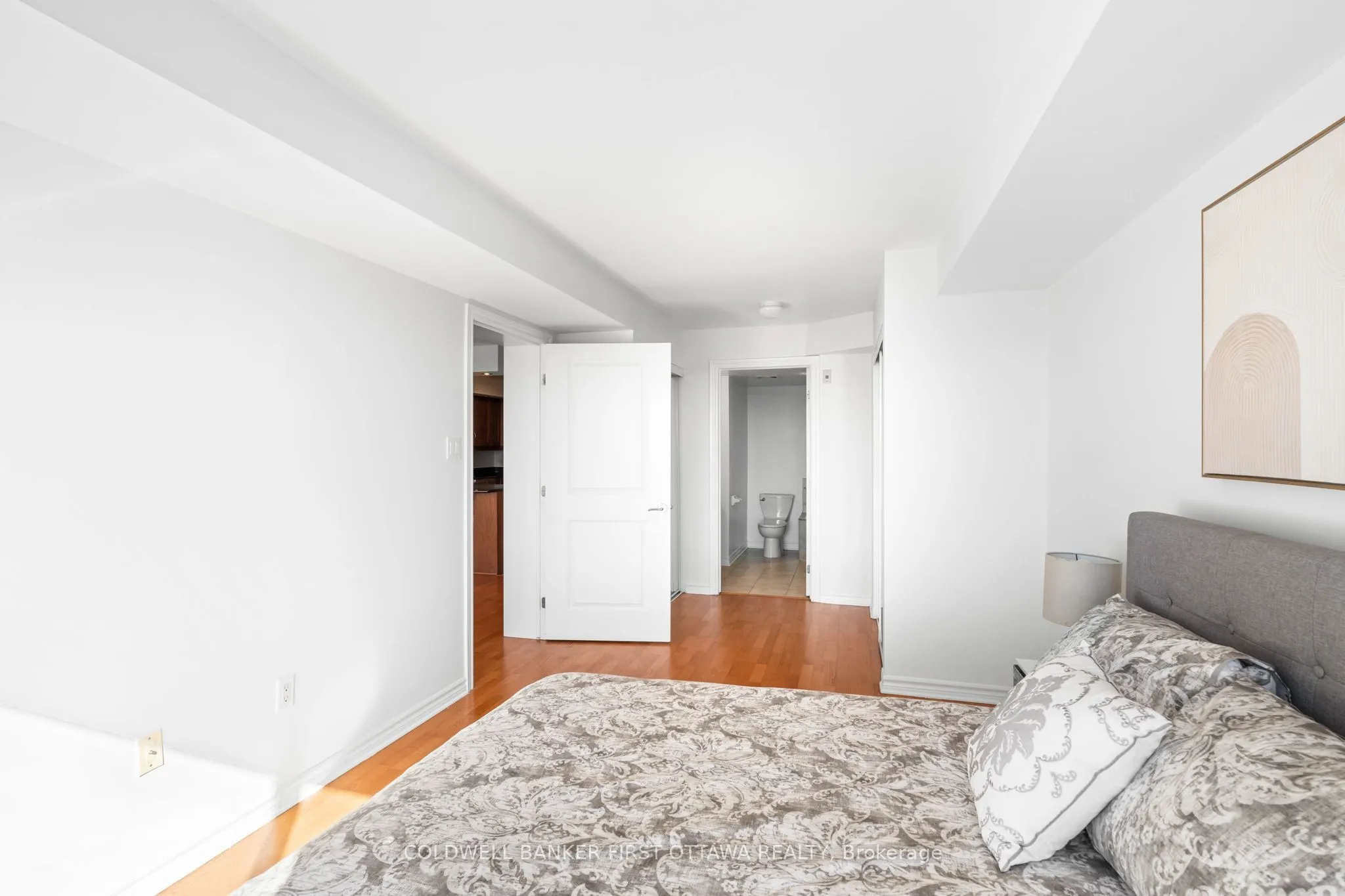 314 CENTRAL PARK Drive #912