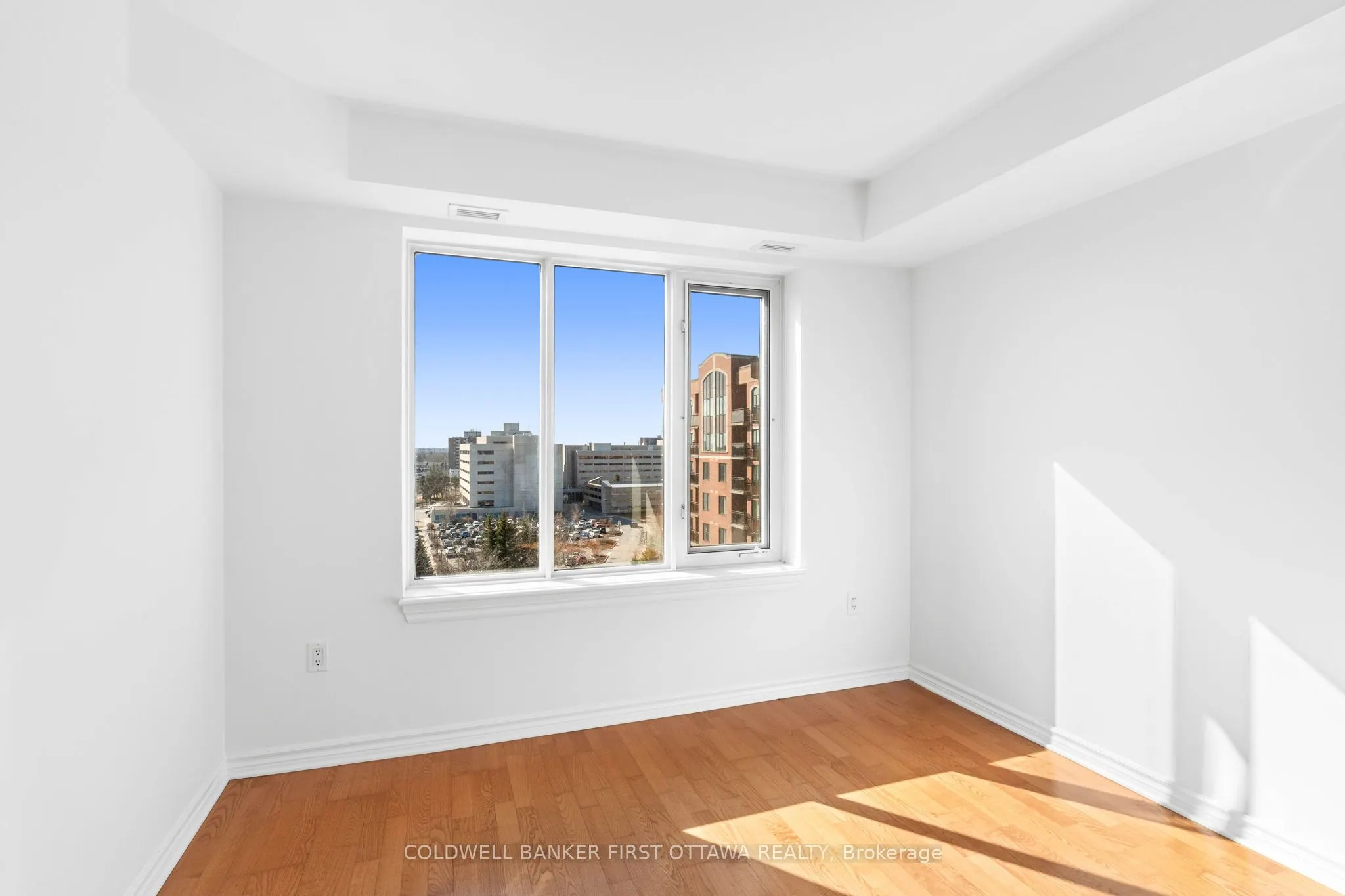 314 CENTRAL PARK Drive #912