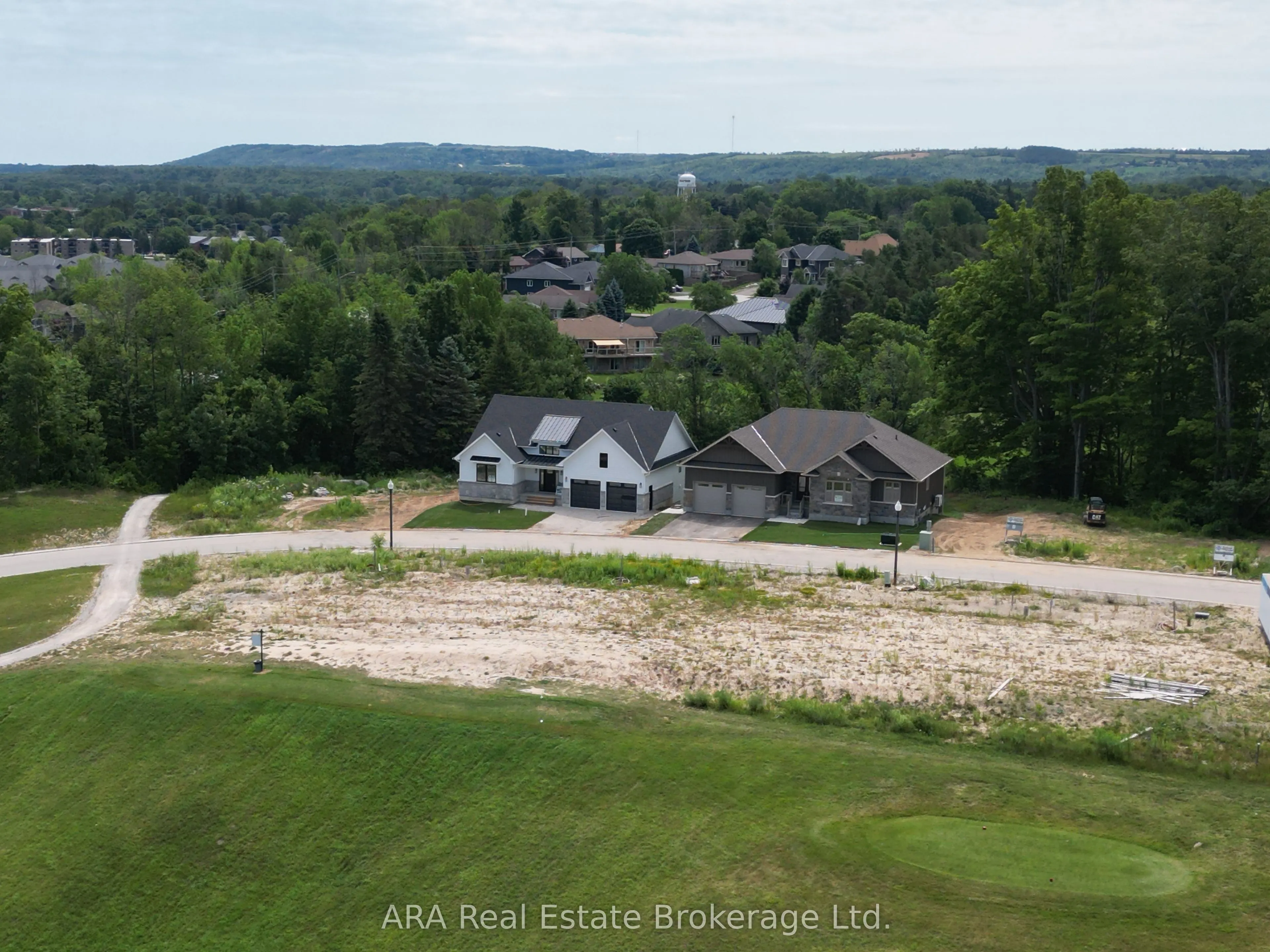 4 Hilton Lane, #32