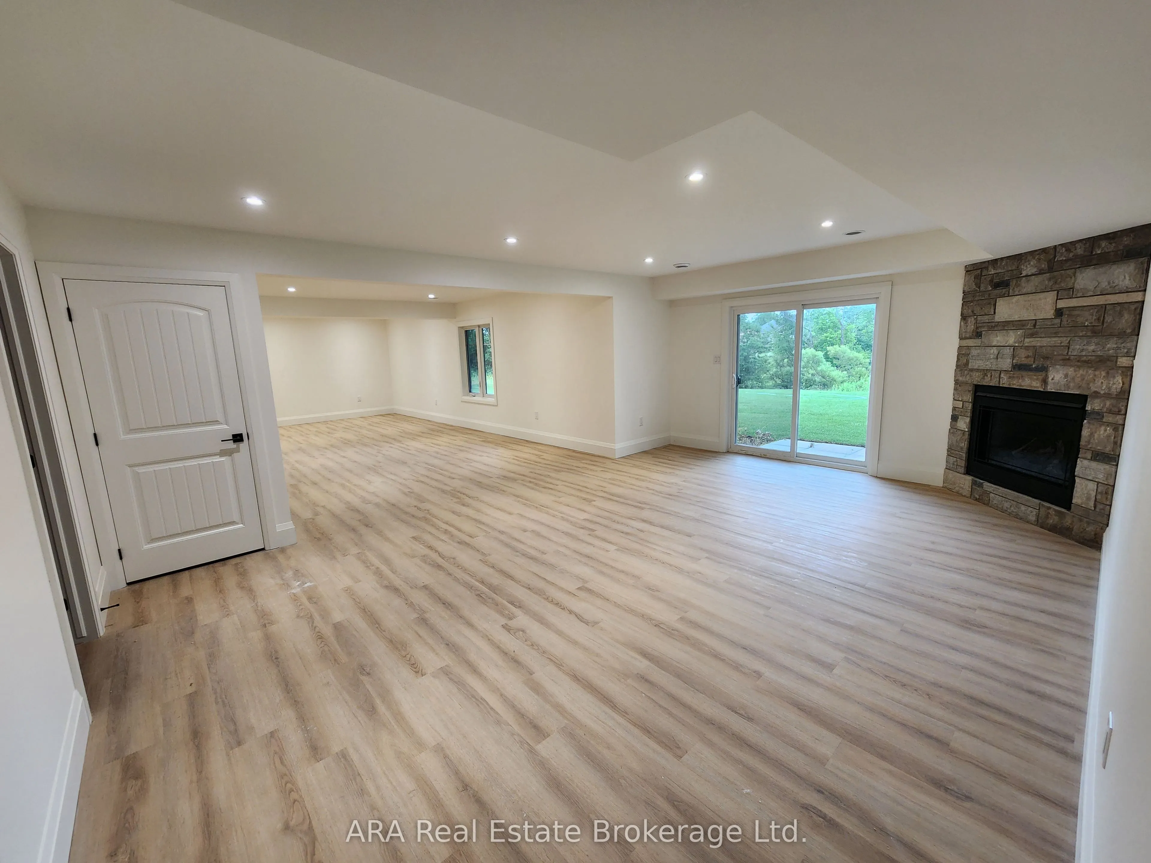 4 Hilton Lane, #32