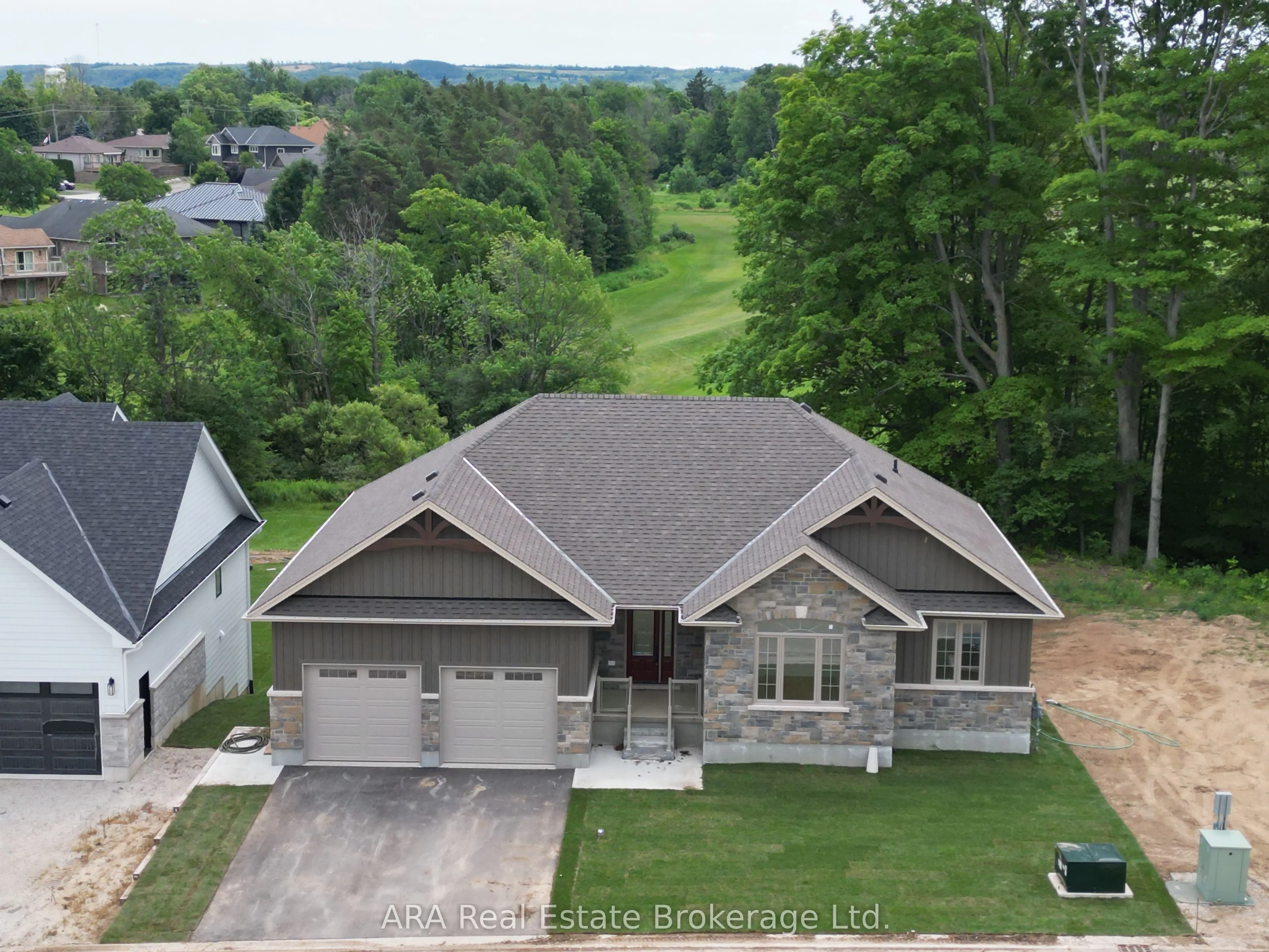4 Hilton Lane, #32